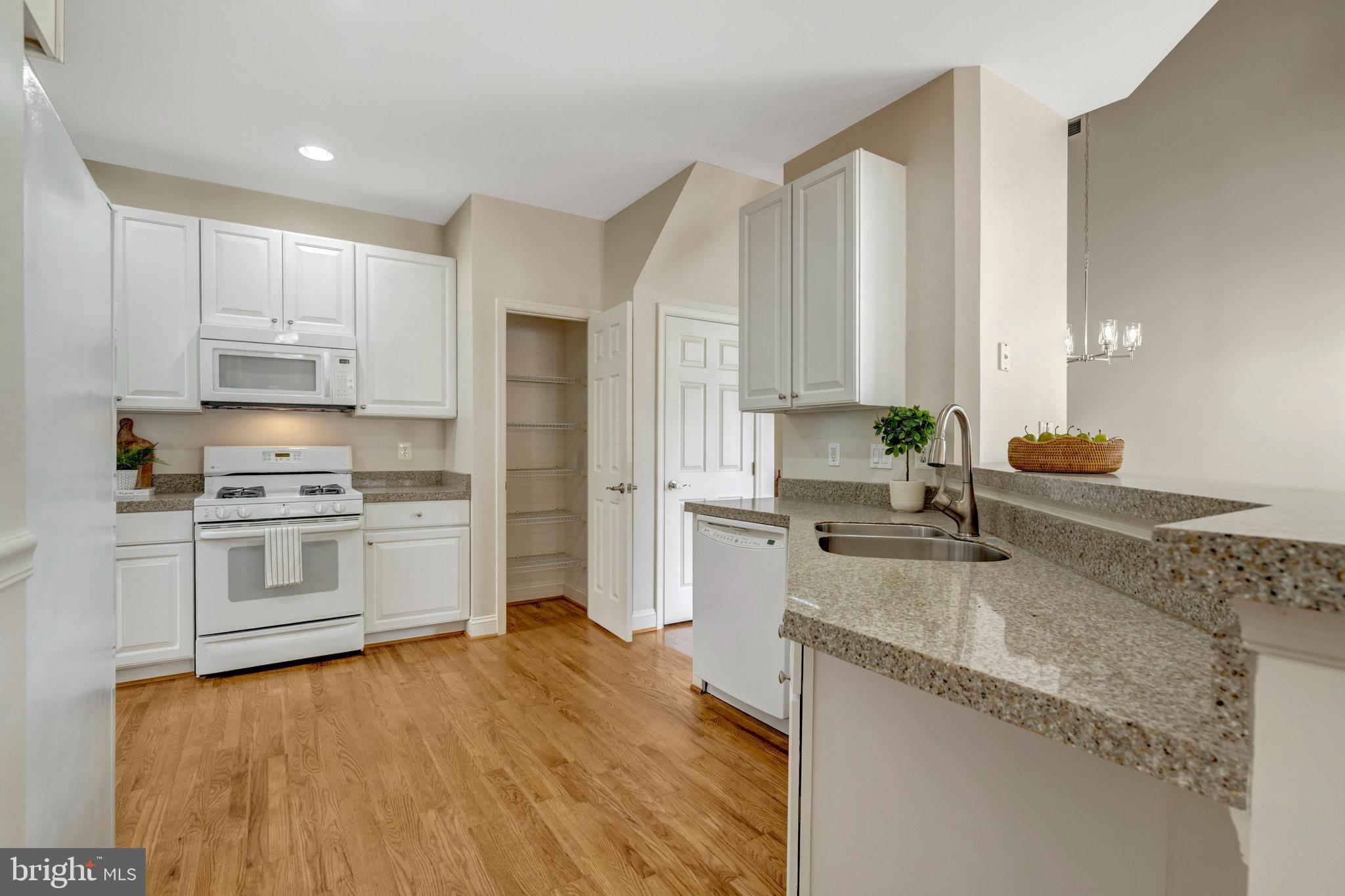 HERITAGE HUNT - Residential