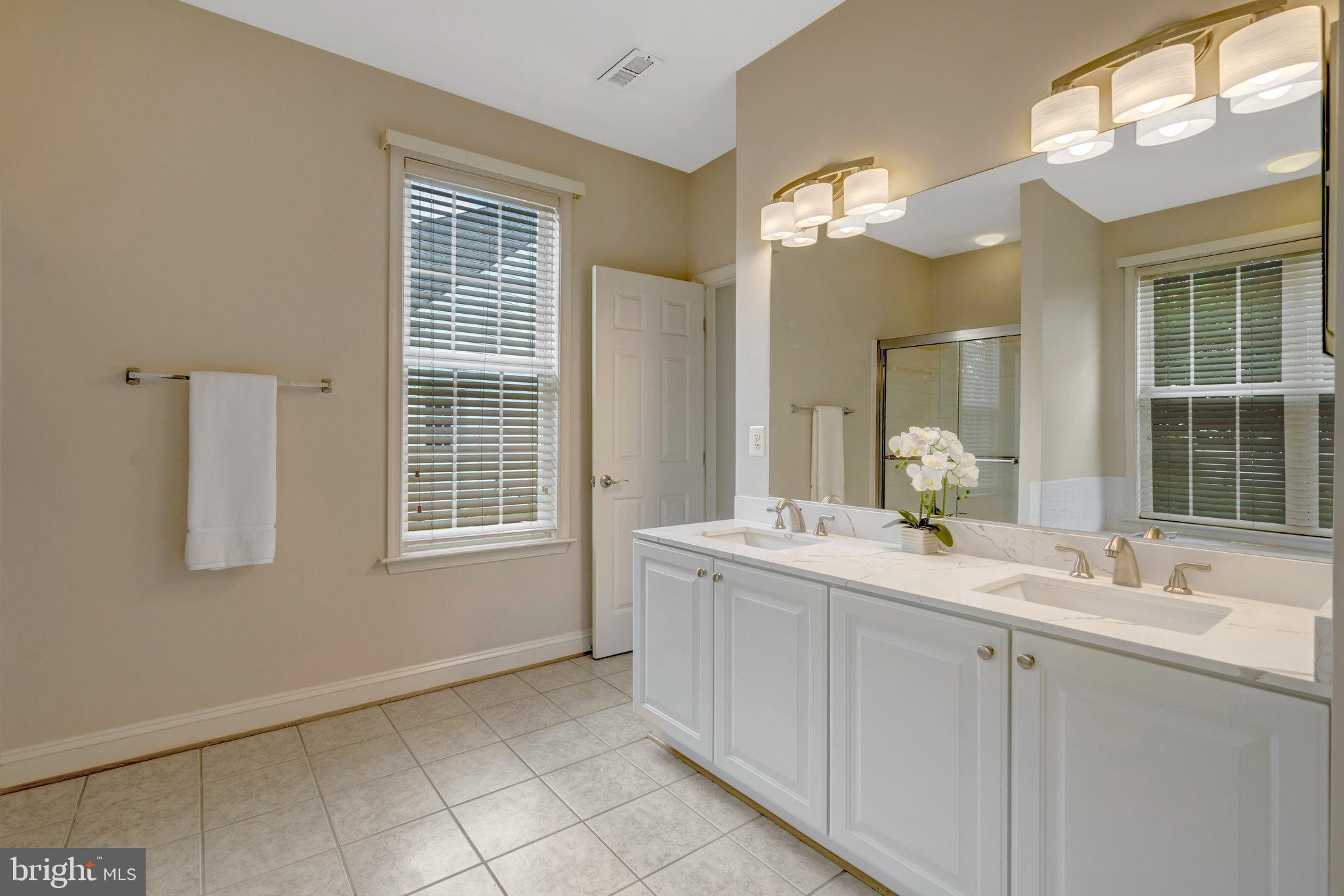 HERITAGE HUNT - Residential