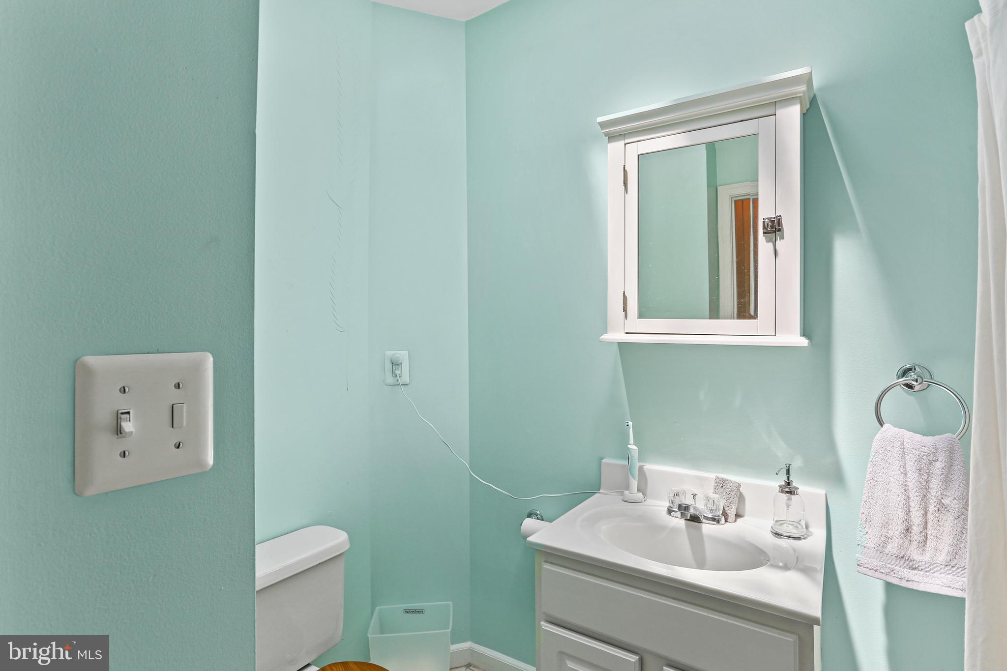 CHARLES VILLAGE - Residential Income