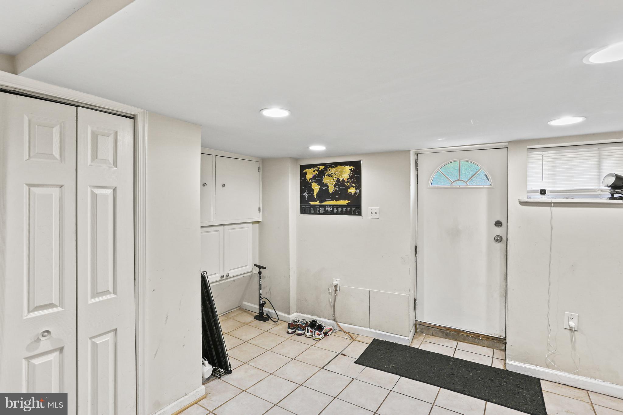 CHARLES VILLAGE - Residential Income