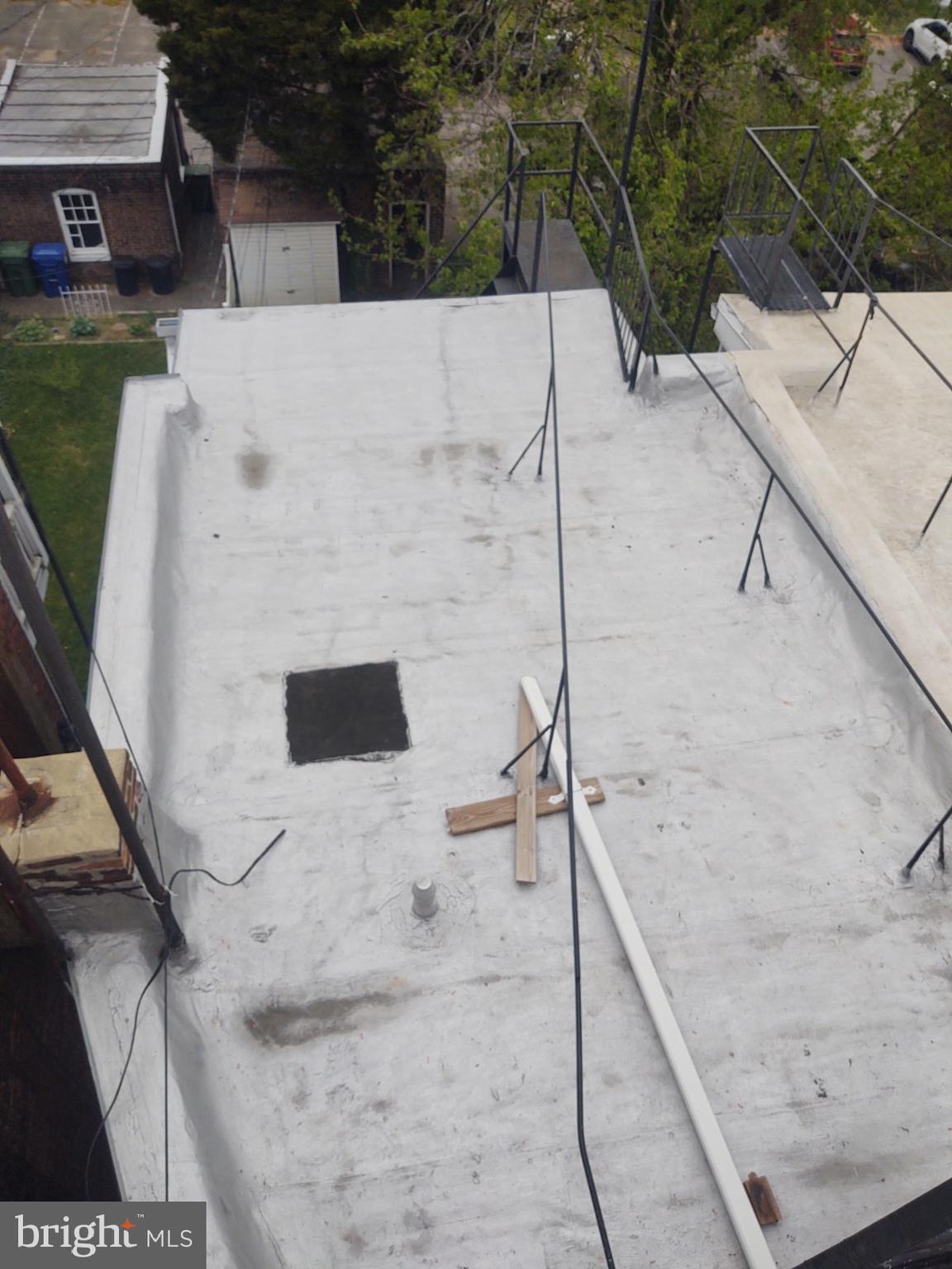 CHARLES VILLAGE - Residential Income