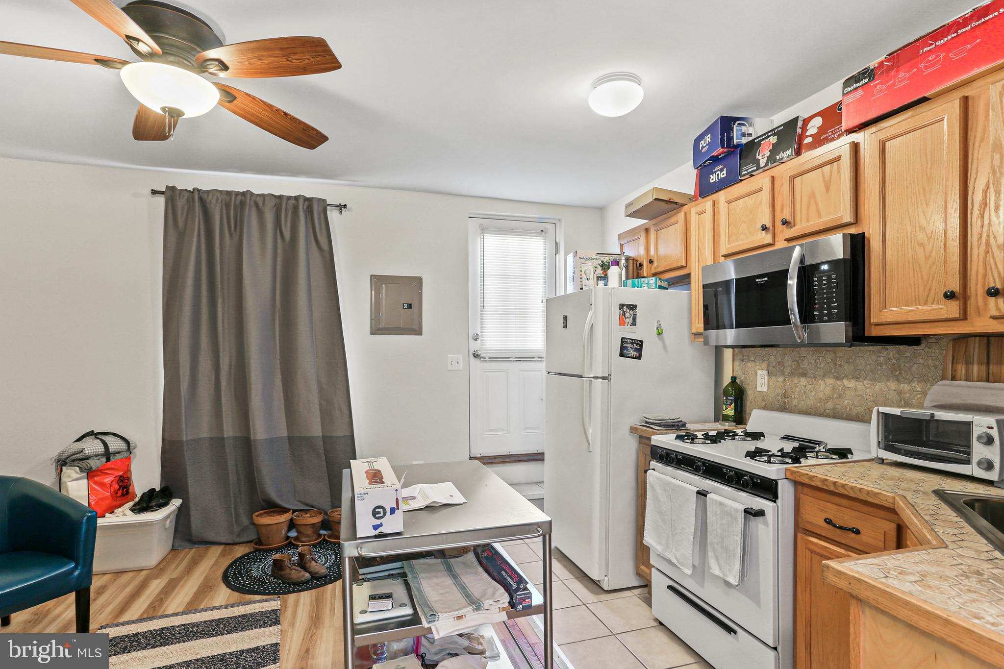 CHARLES VILLAGE - Residential Income