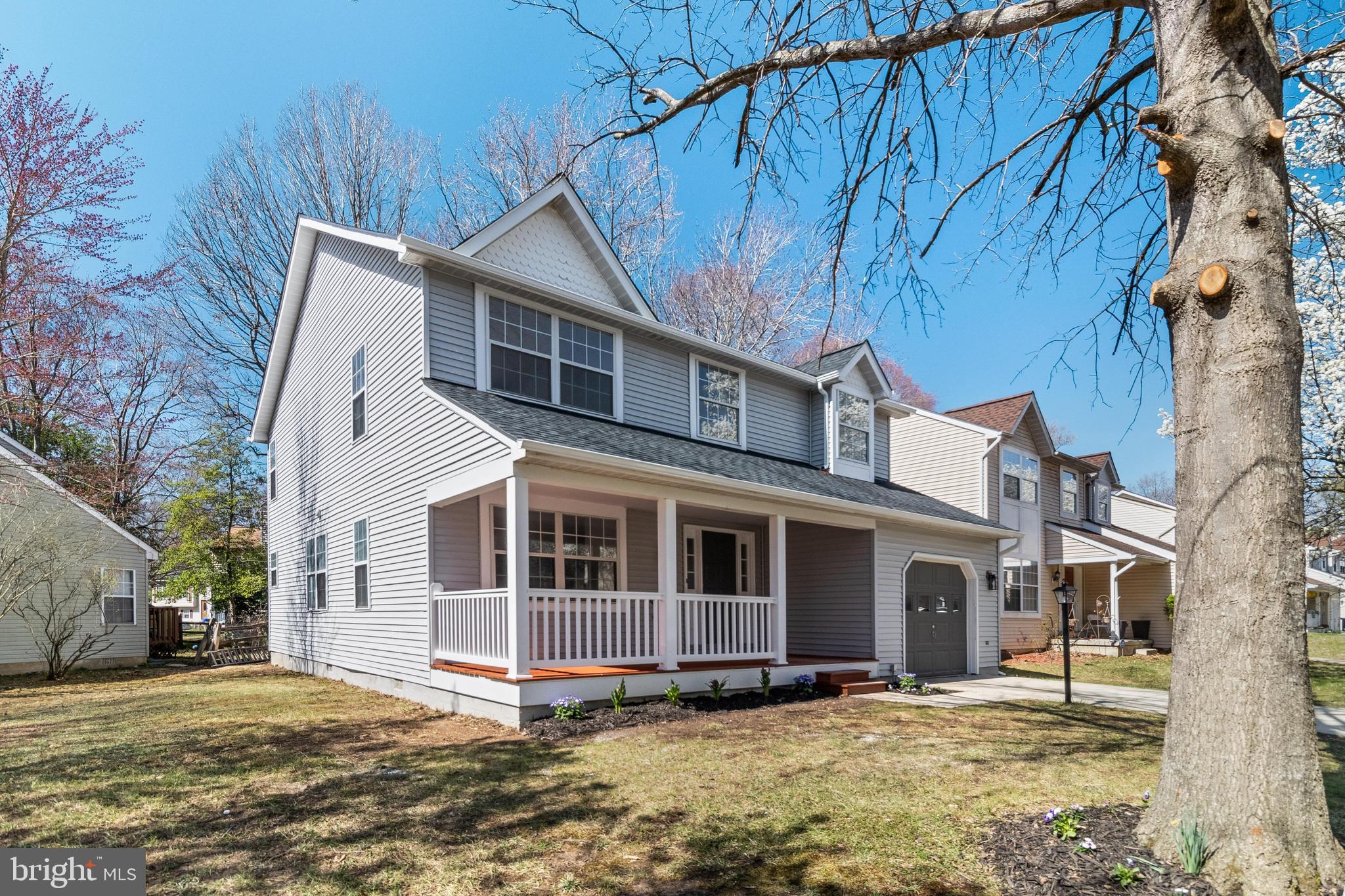 ST CHARLES HAMPSHIRE - Residential