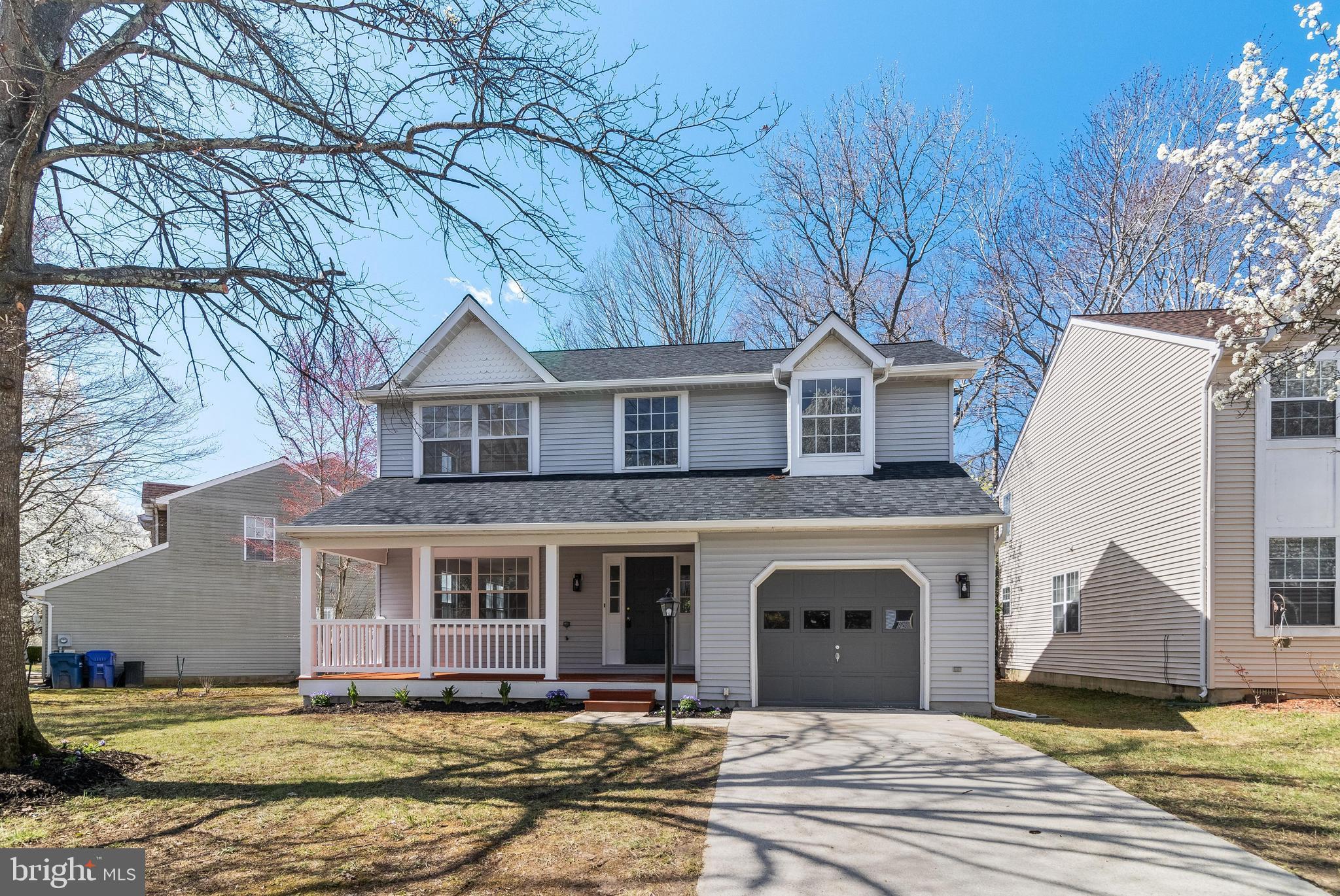 ST CHARLES HAMPSHIRE - Residential