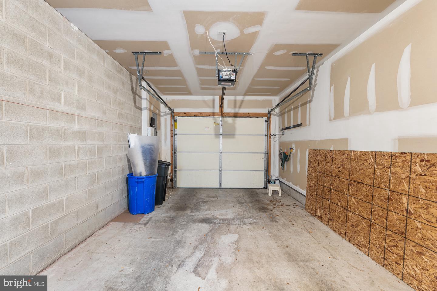 PENNSPORT - Residential Lease