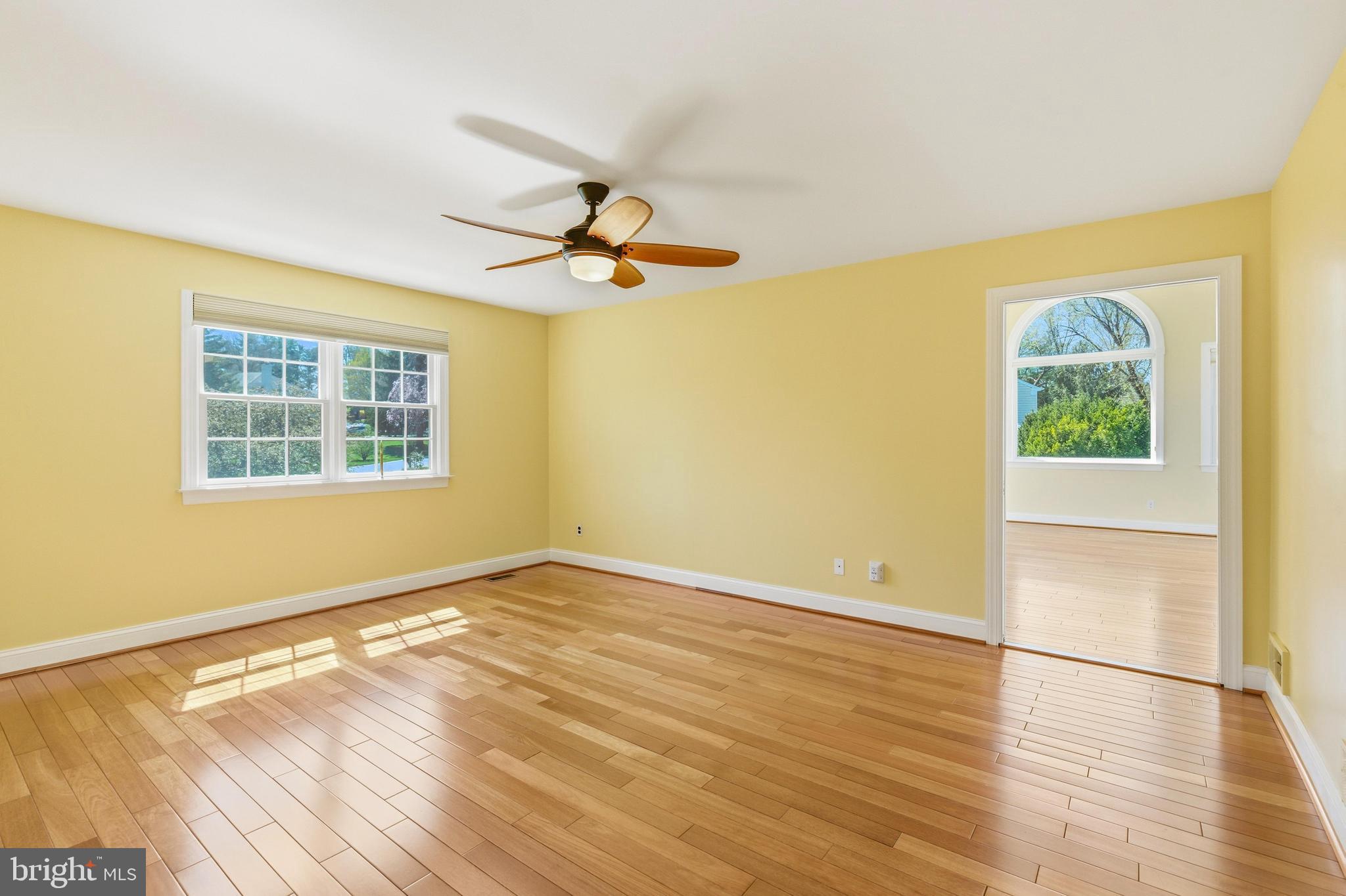 COLONIAL VIL - Residential