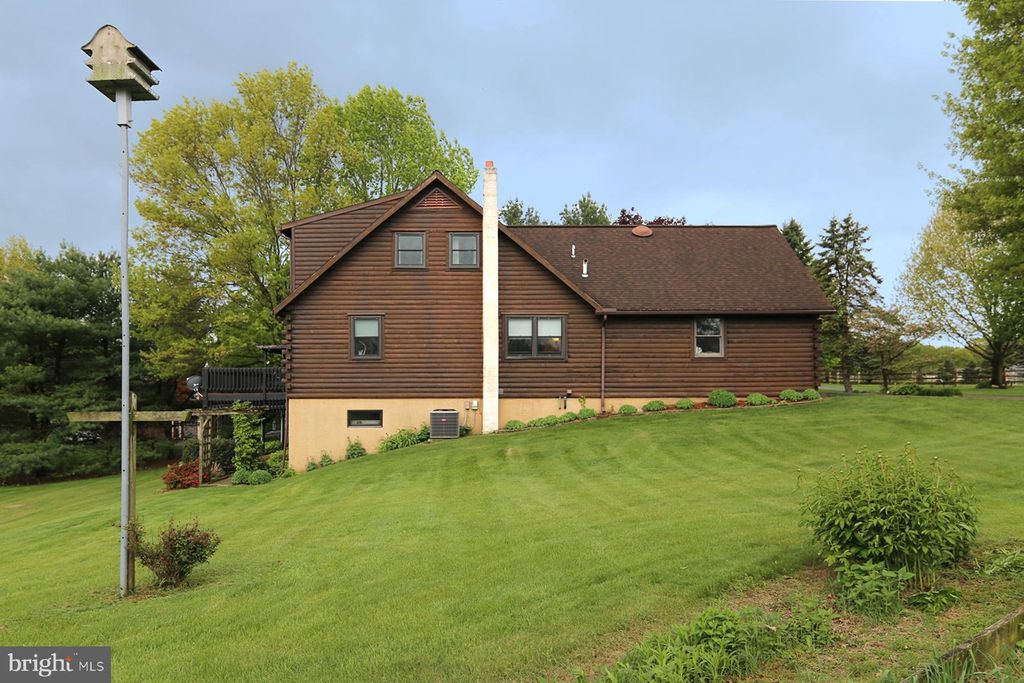 Photo of 253 Yummerdall Road, LITITZ, PA 17543 (MLS # PALA2087742)