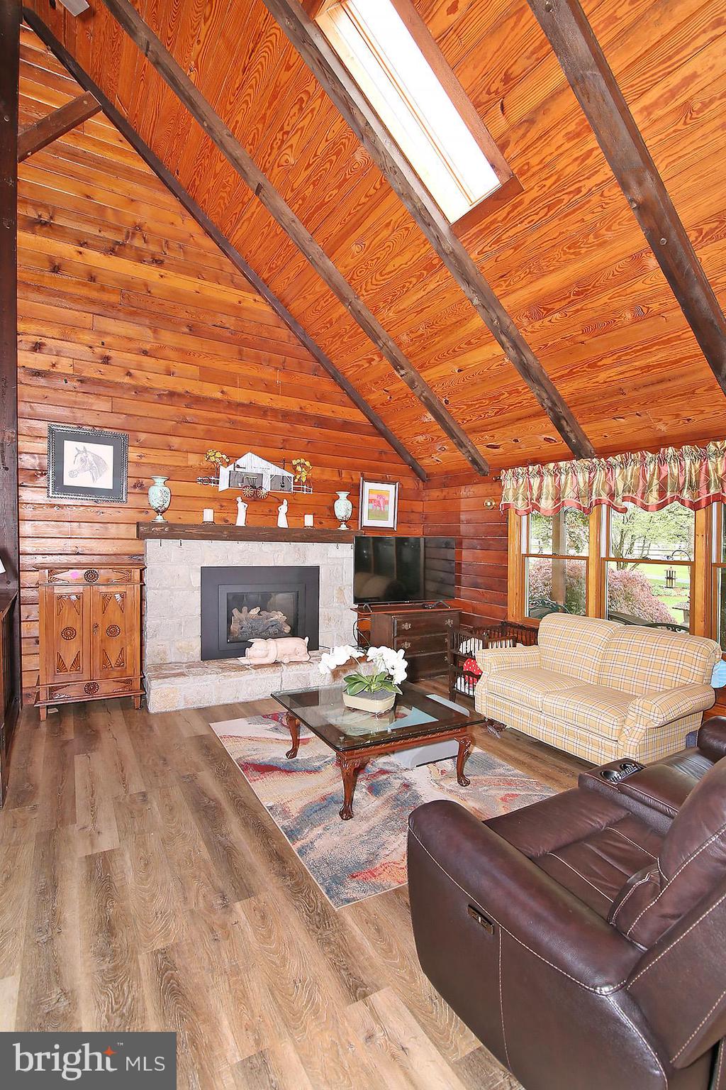 CLAY TOWNSHIP - Residential