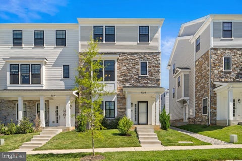Photo of 7029 Garrett Road, ROCKVILLE, MD 20855 (MLS # MDMC2230308)