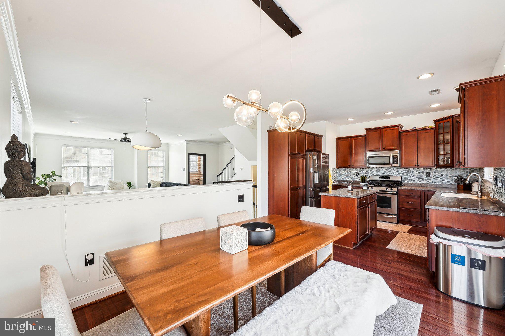 STATION SQ AT AMBLER - Residential