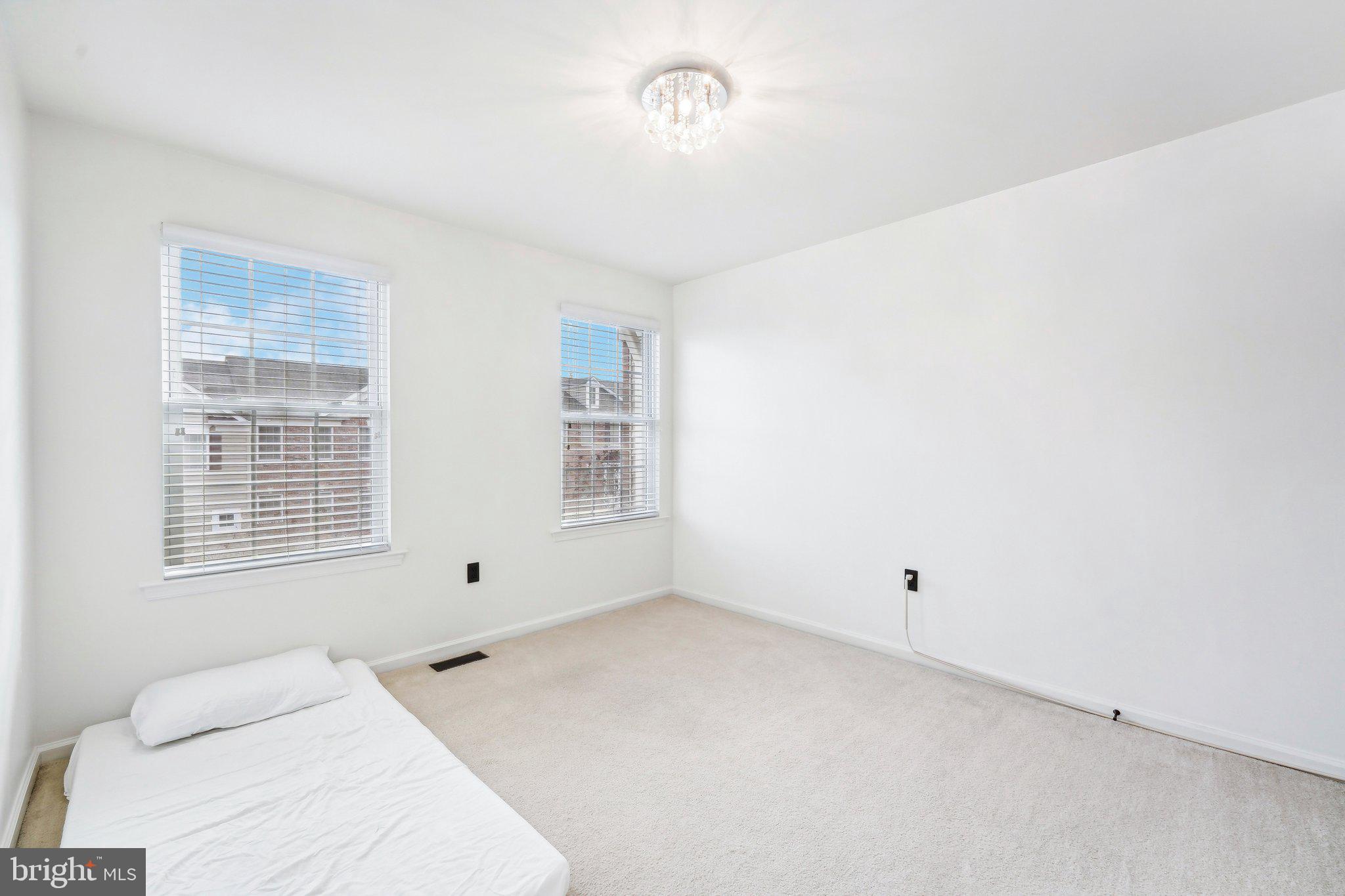 STATION SQ AT AMBLER - Residential