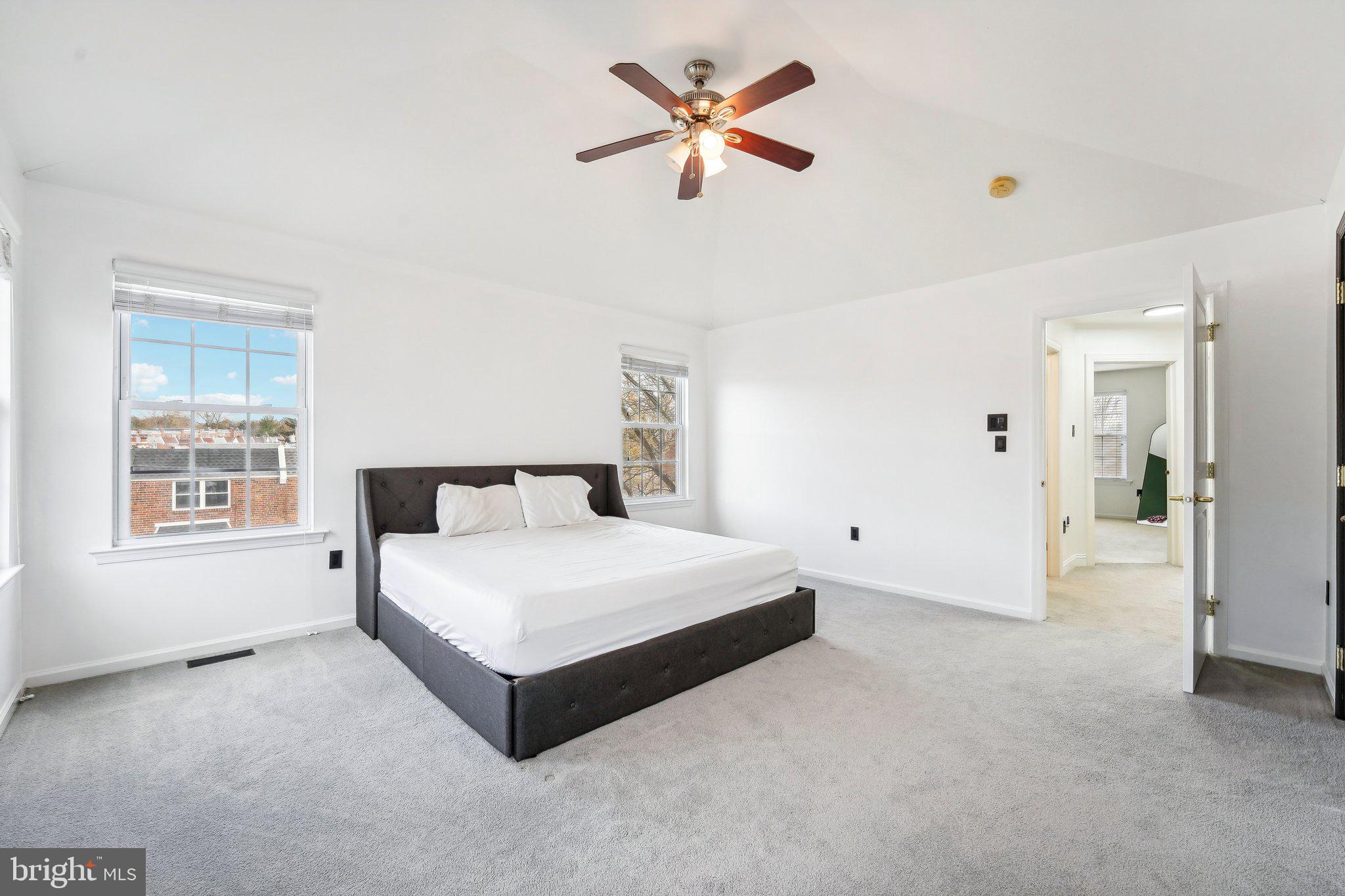 STATION SQ AT AMBLER - Residential