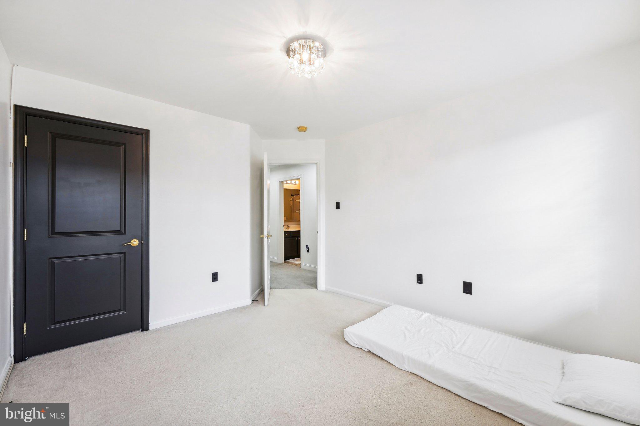 STATION SQ AT AMBLER - Residential