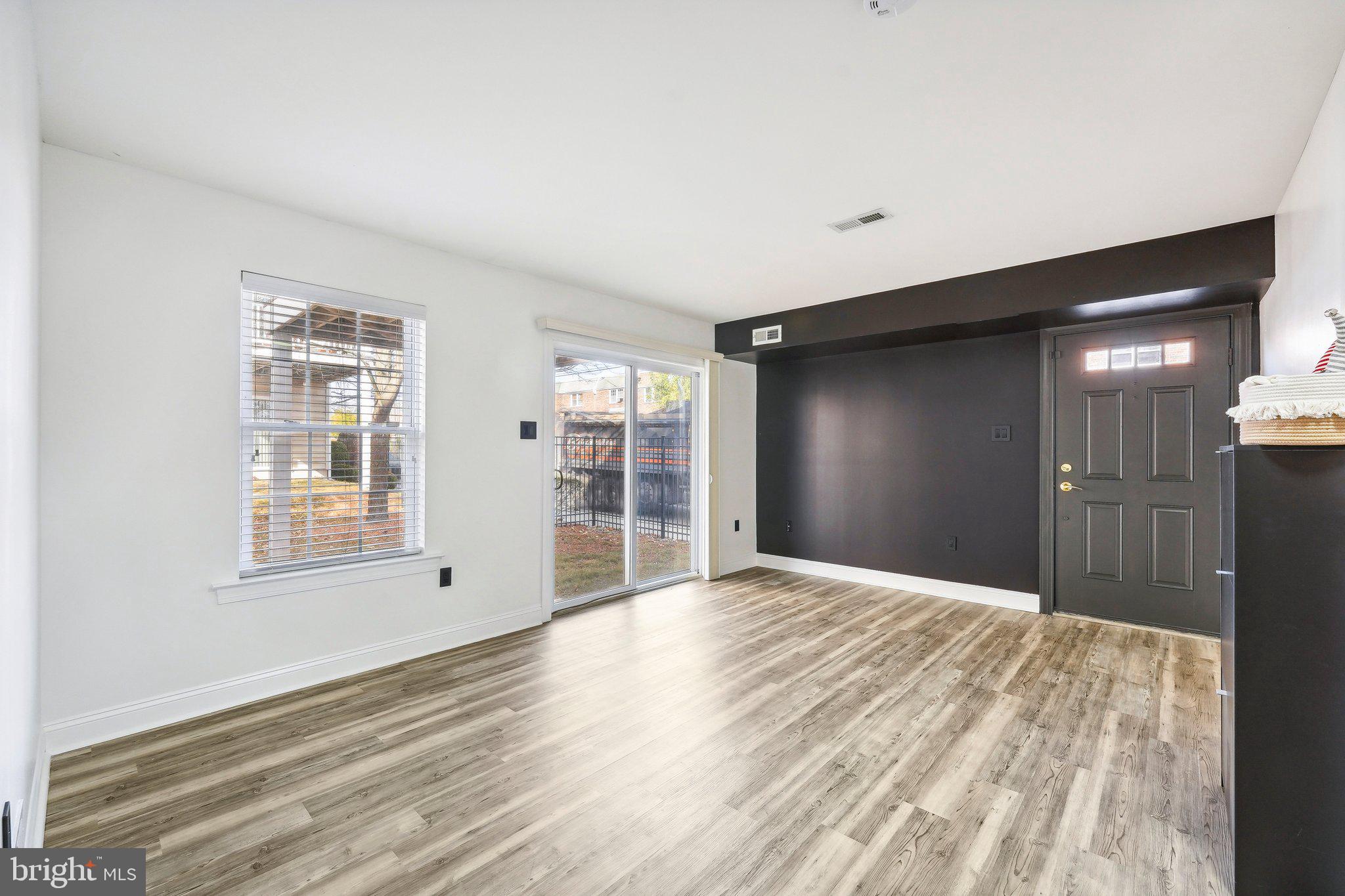 STATION SQ AT AMBLER - Residential