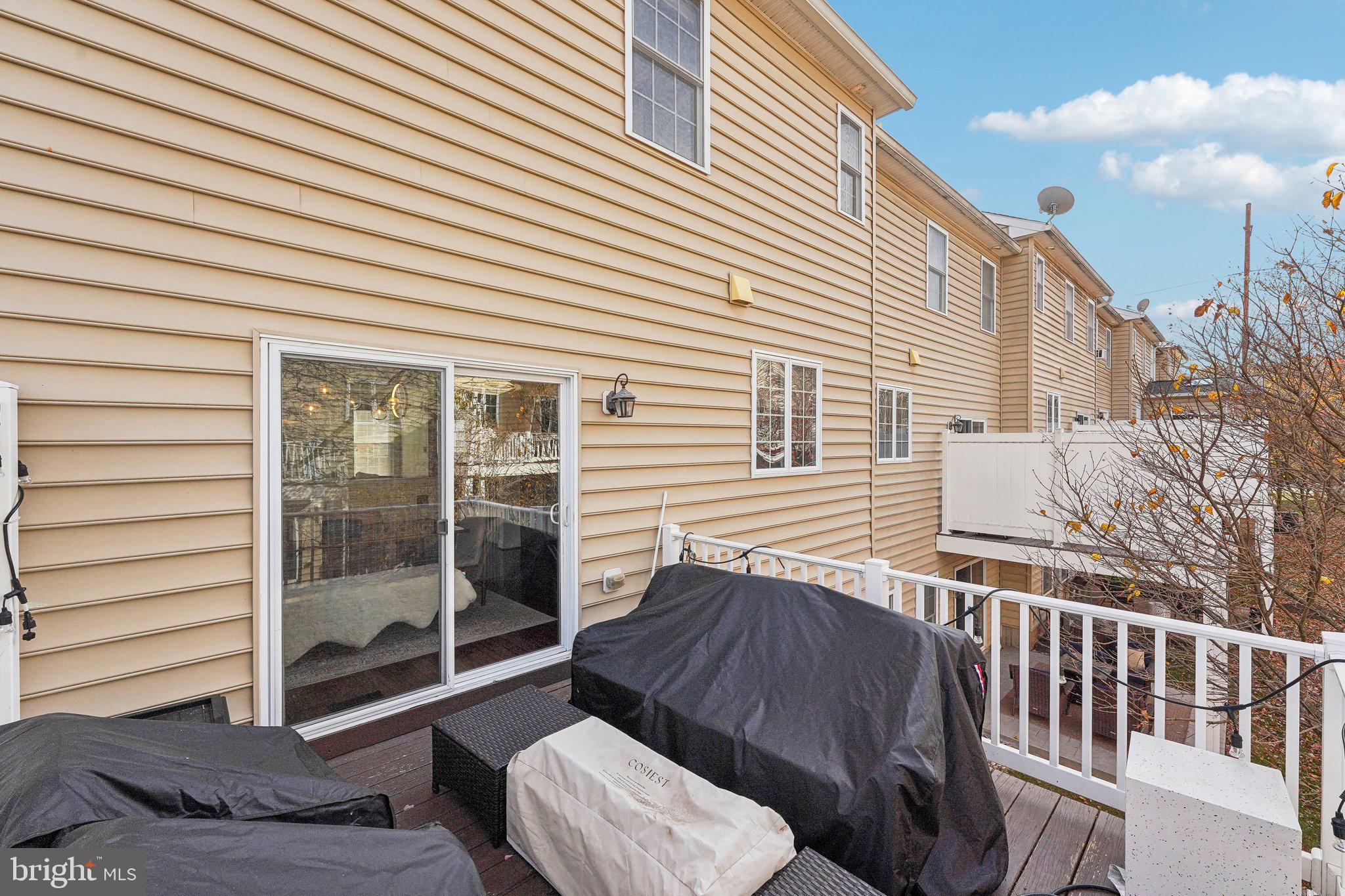 STATION SQ AT AMBLER - Residential