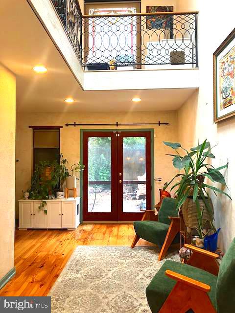 524 S BOND STREET S