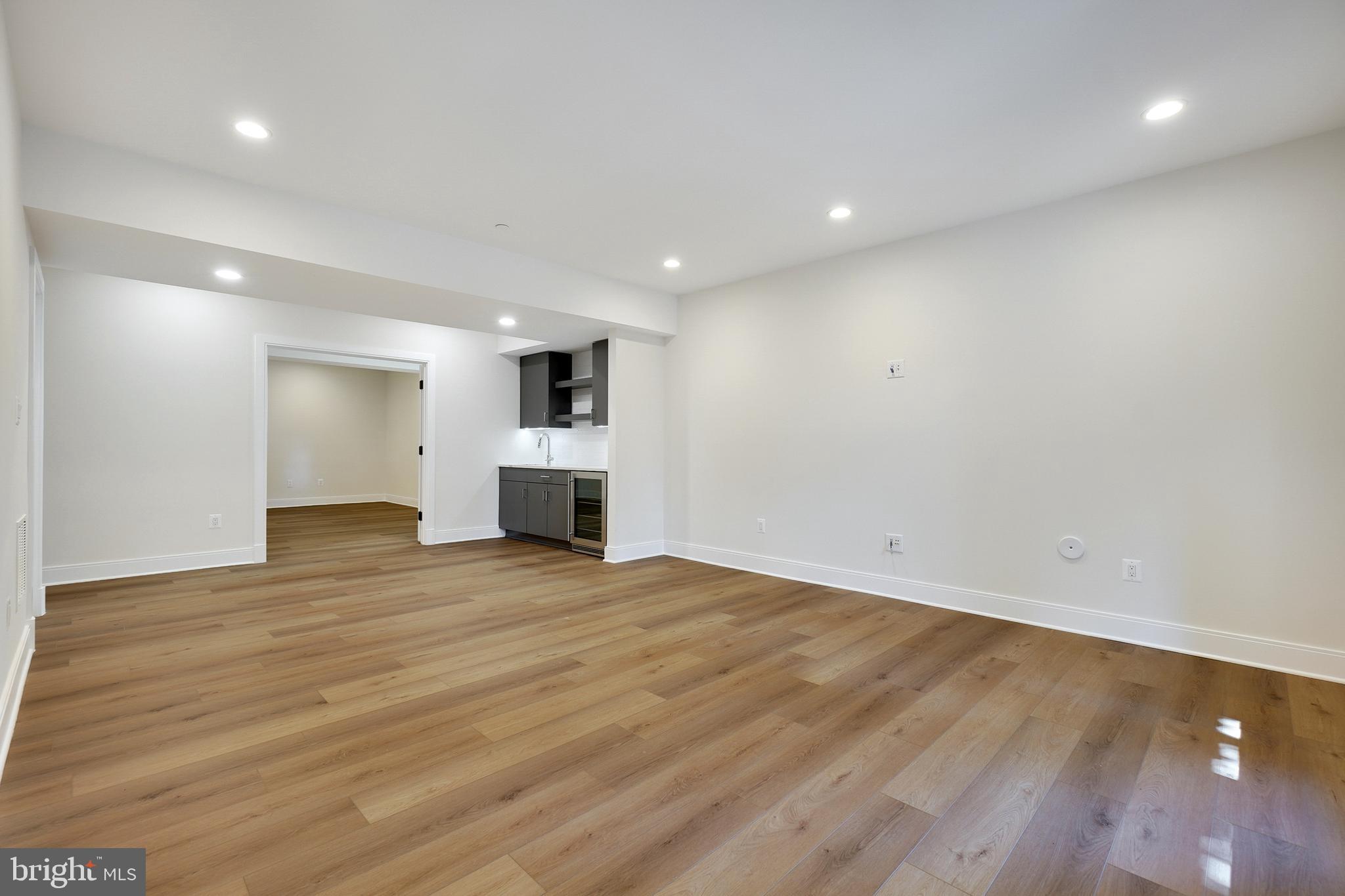 BRADLEY VILLAGE - Residential