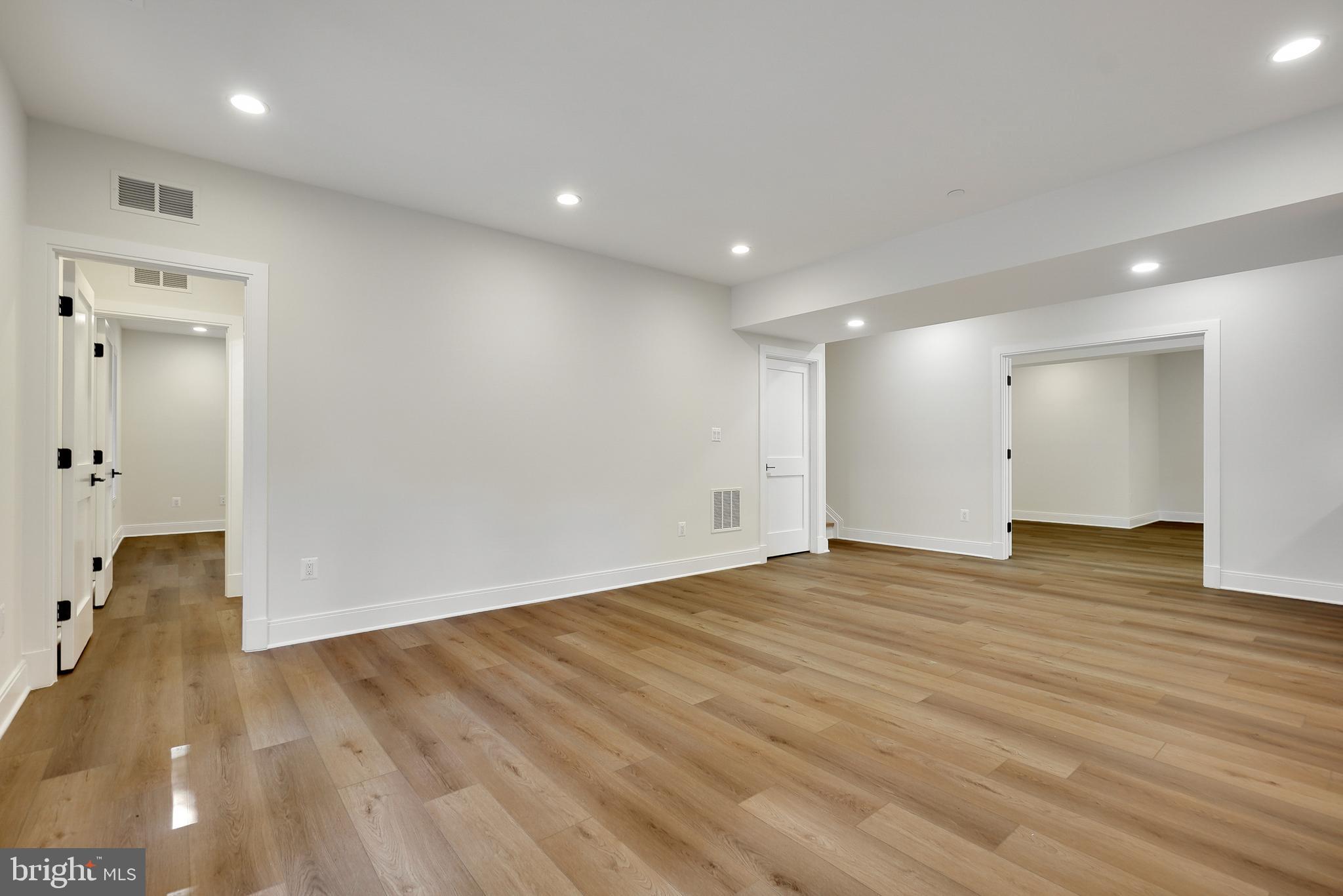 BRADLEY VILLAGE - Residential