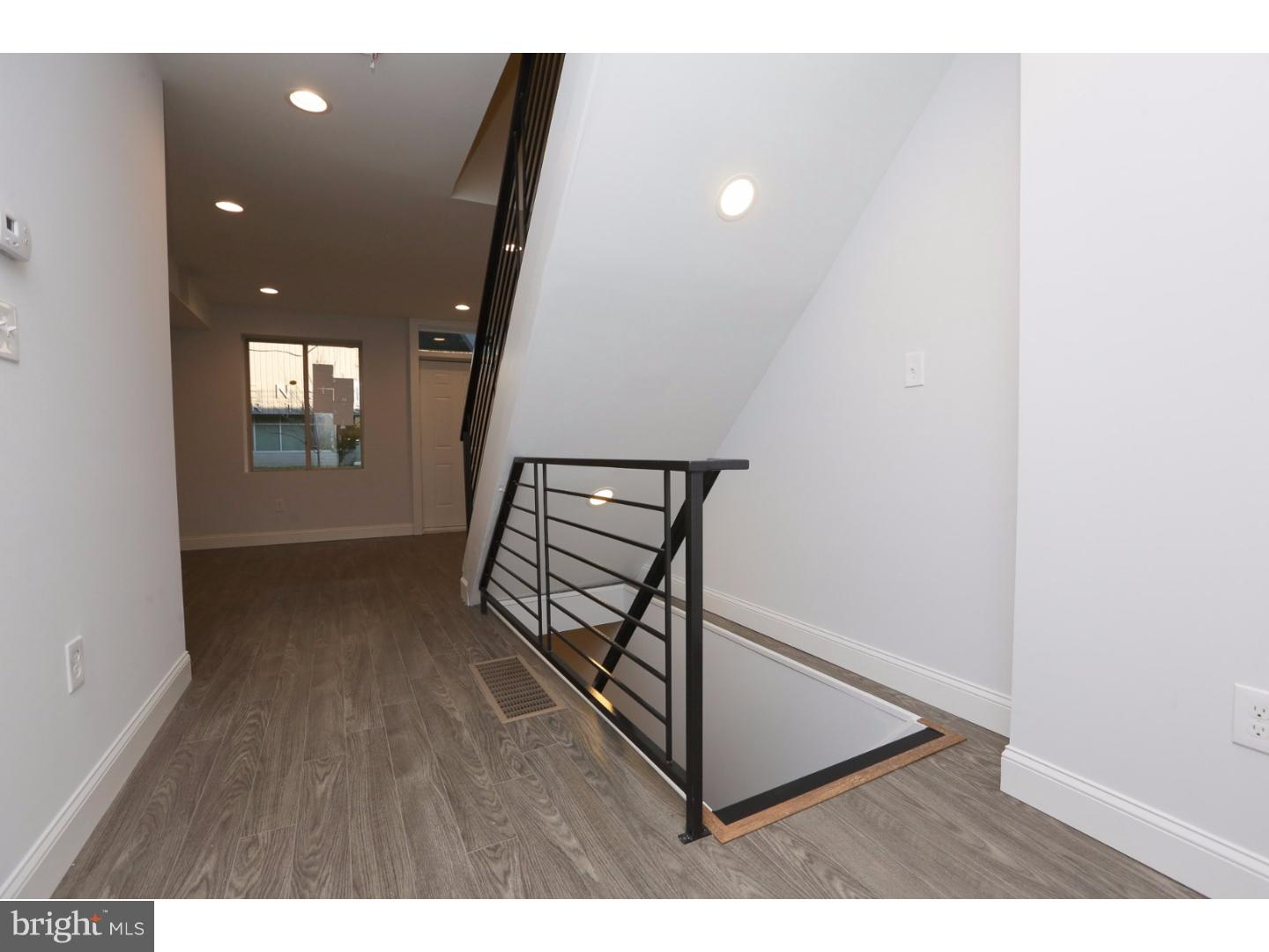 OLDE KENSINGTON - Residential