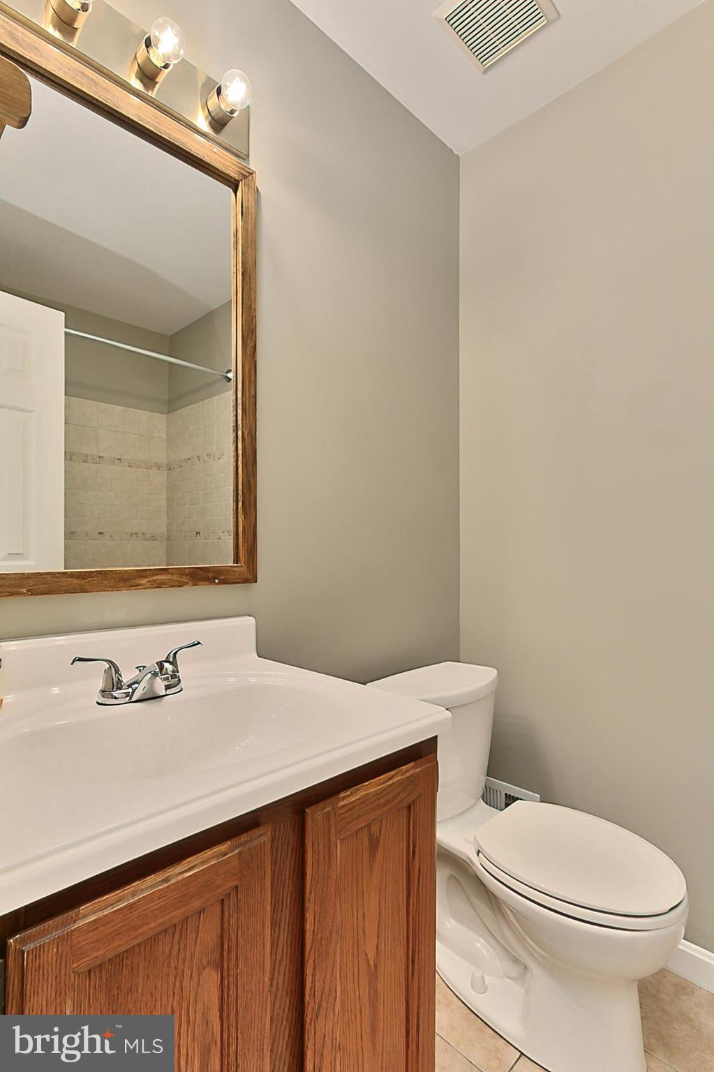 WARREN WOODS - Residential