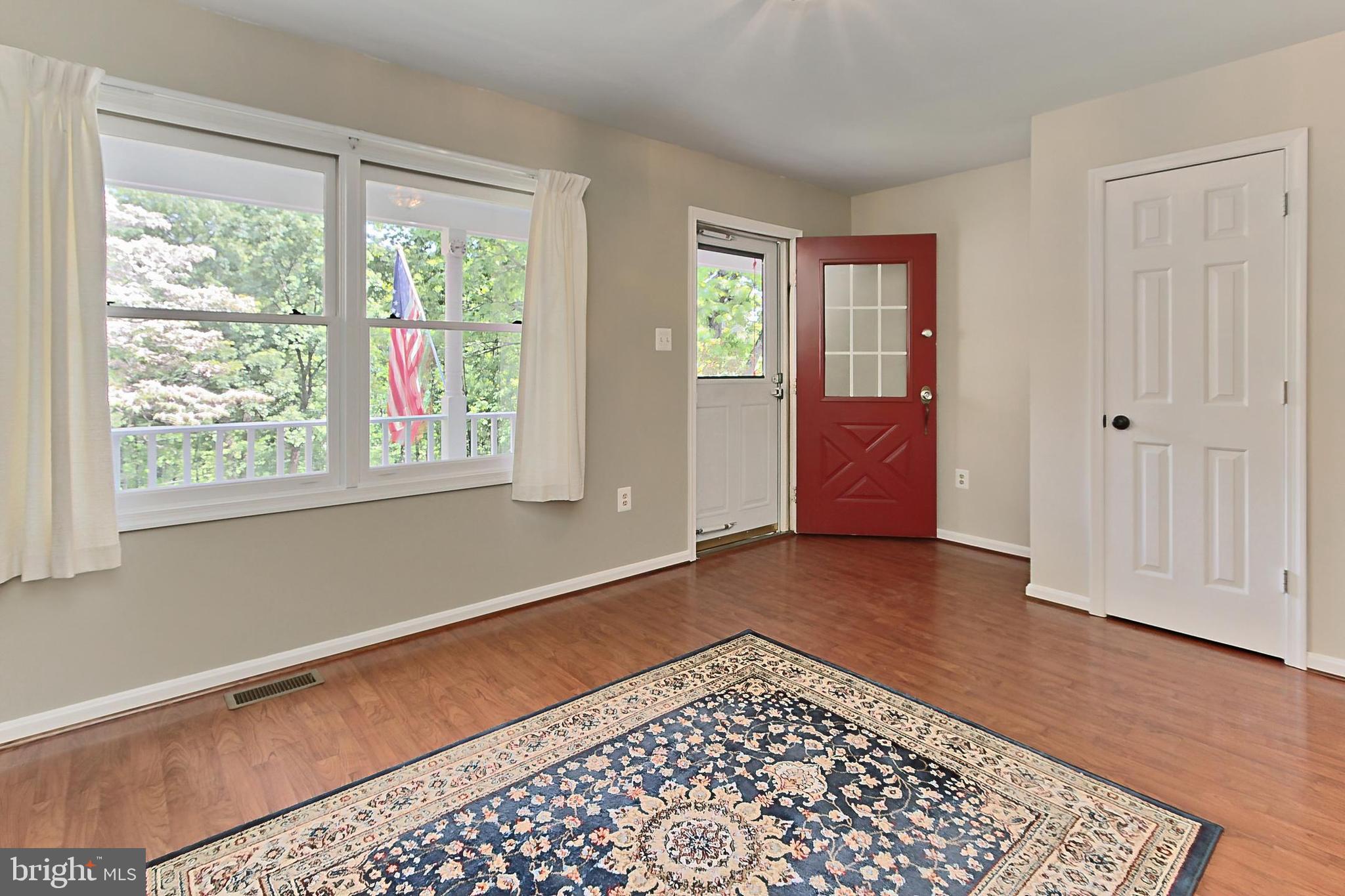 WARREN WOODS - Residential