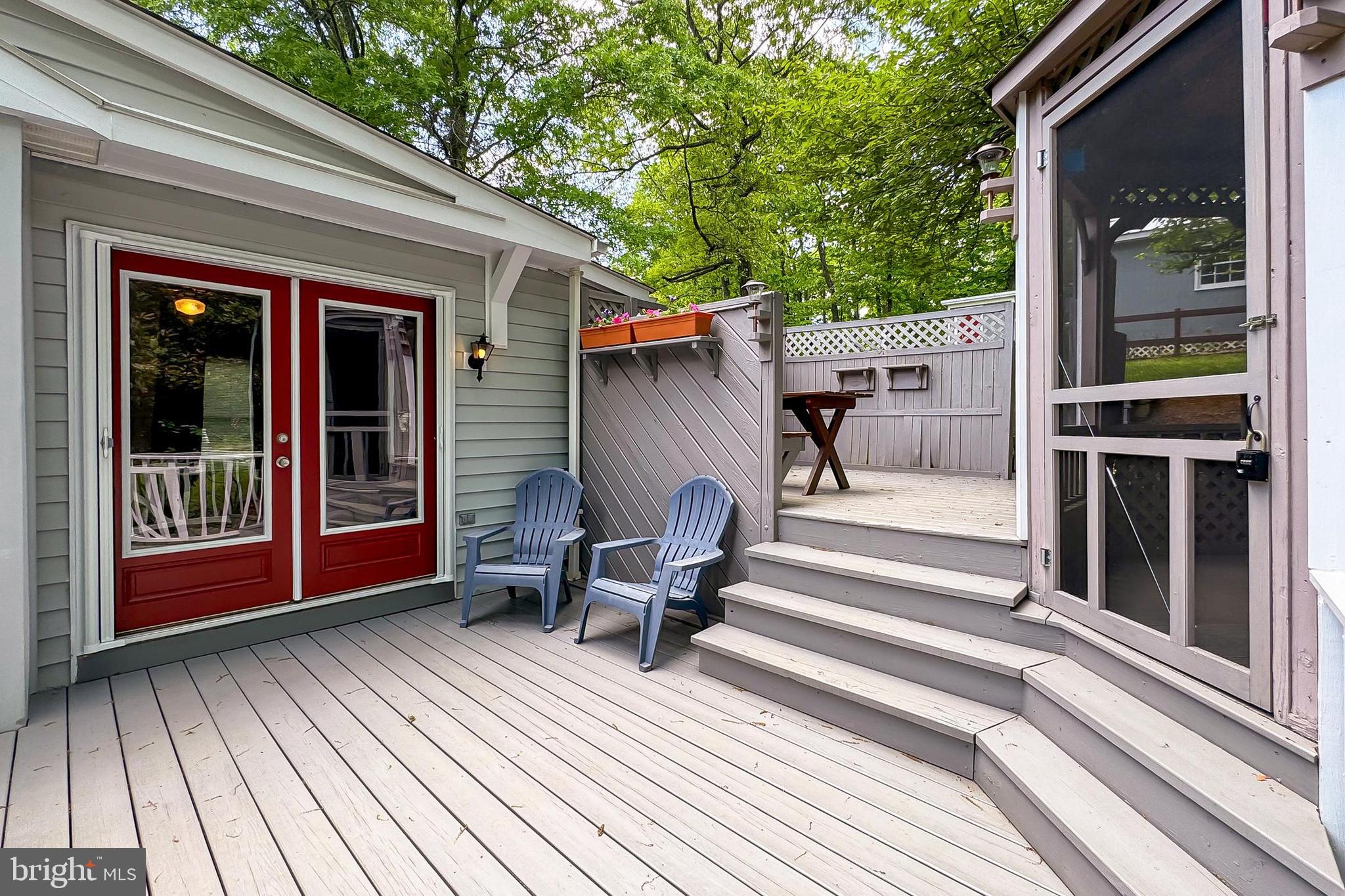 WARREN WOODS - Residential