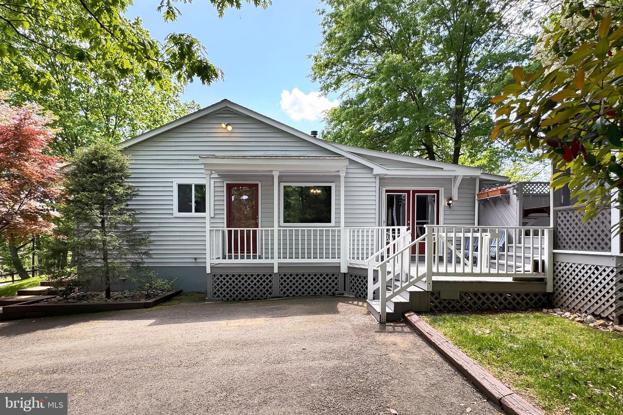 WARREN WOODS - Residential