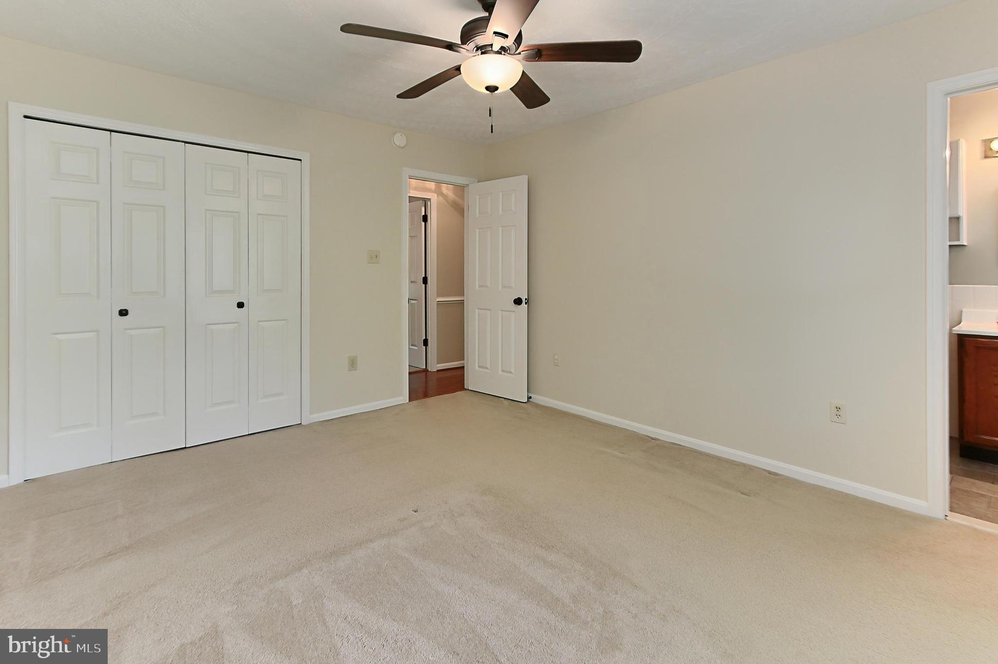 WARREN WOODS - Residential