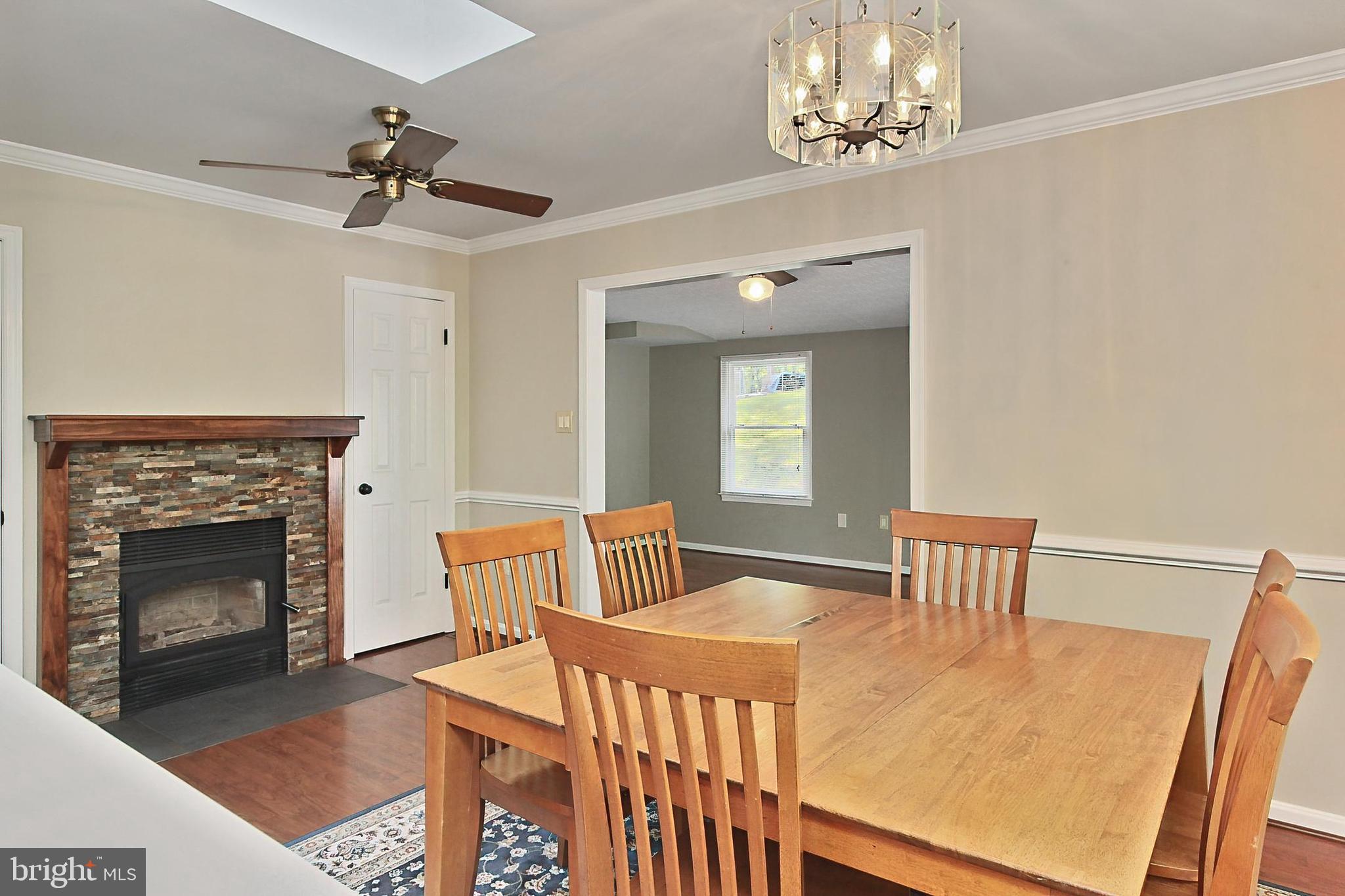 WARREN WOODS - Residential