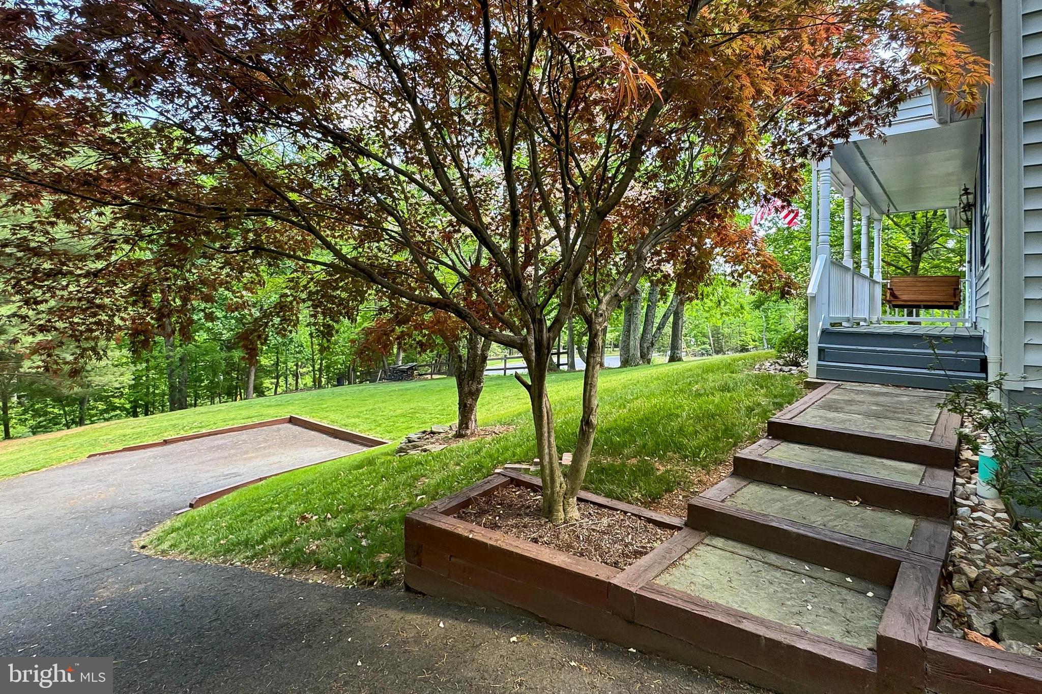 WARREN WOODS - Residential