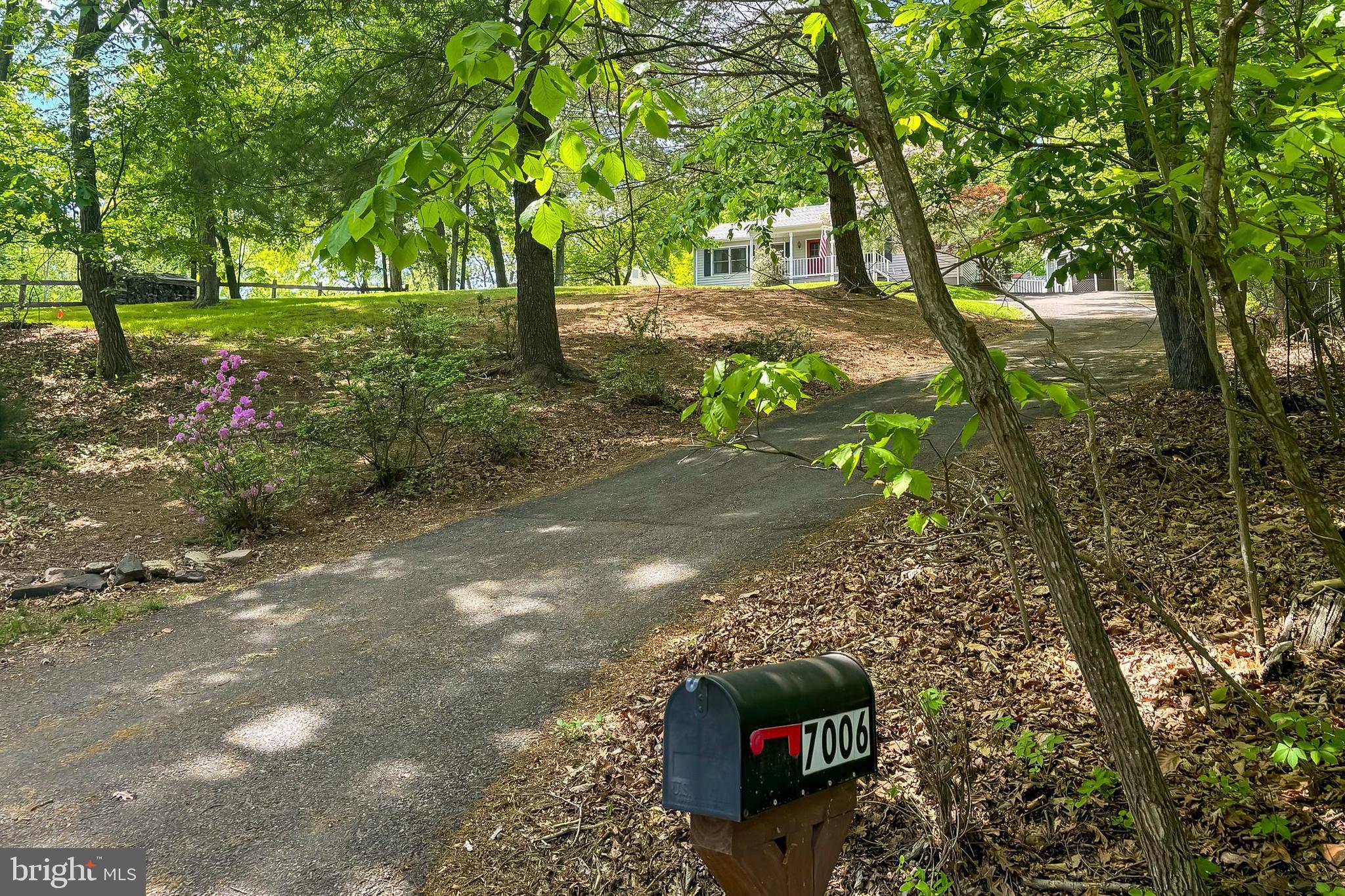 WARREN WOODS - Residential