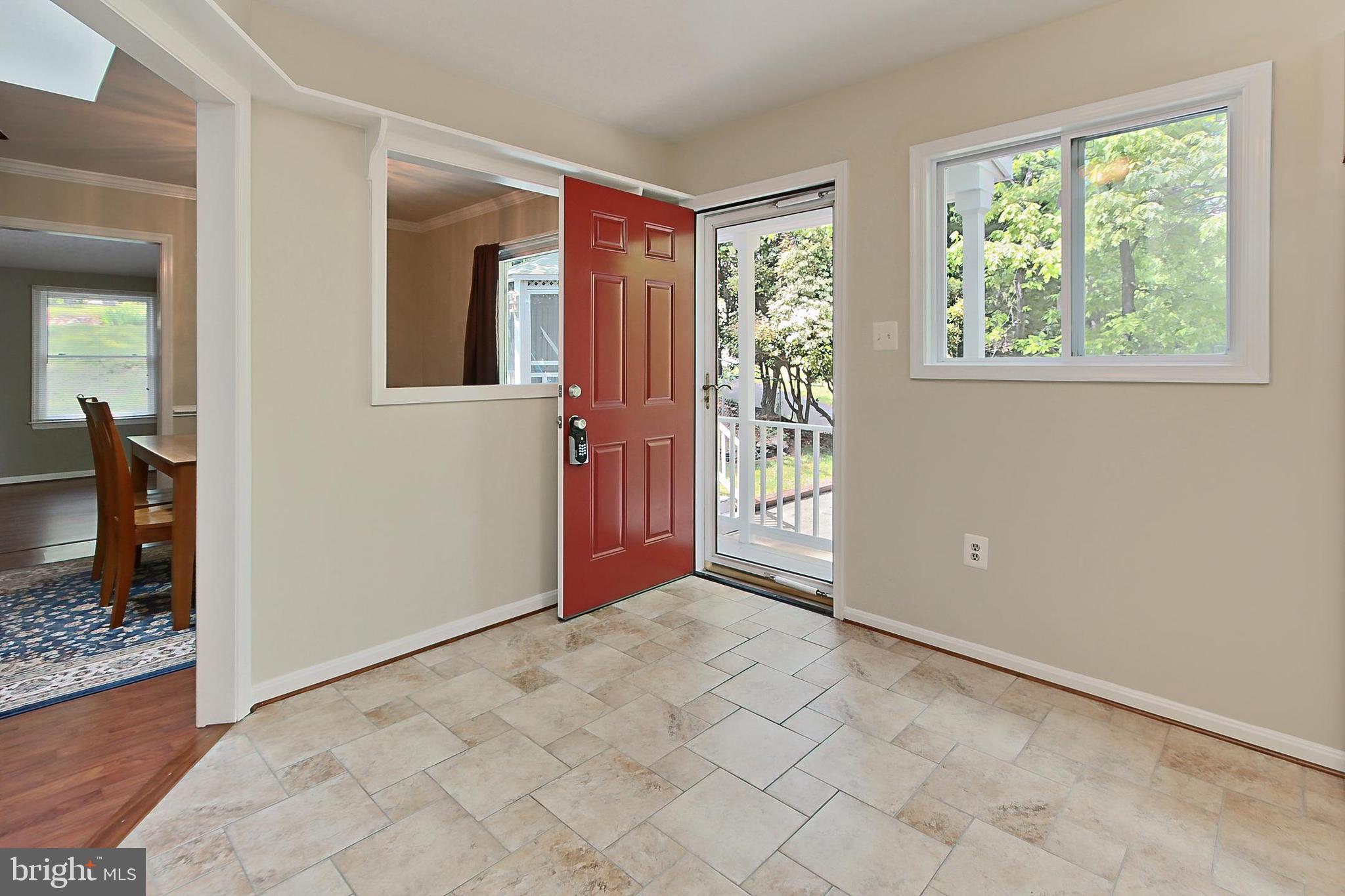 WARREN WOODS - Residential