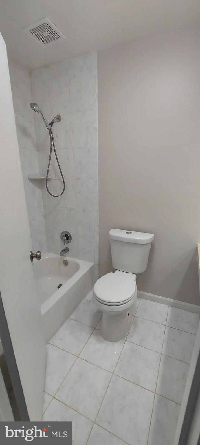 HIGHFIELD - Residential Lease