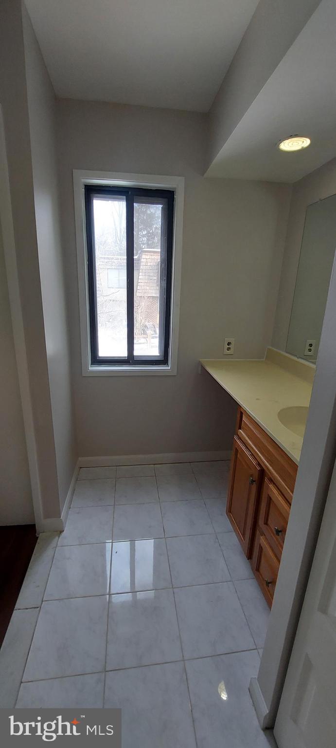 HIGHFIELD - Residential Lease