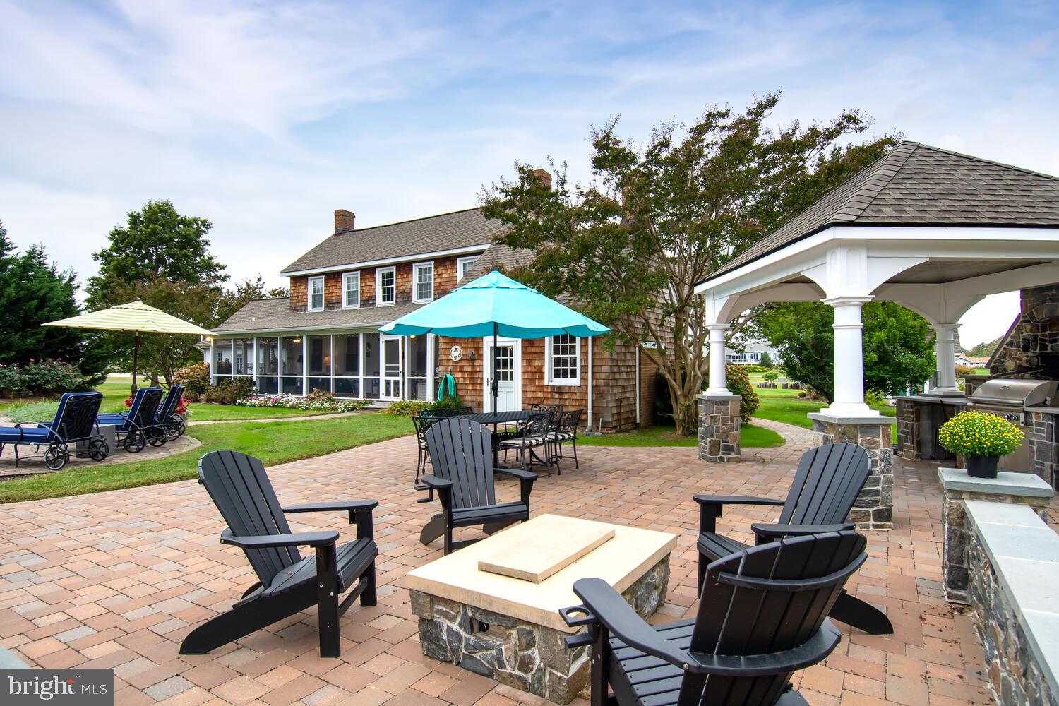 COVE CREEK CLUB - Residential