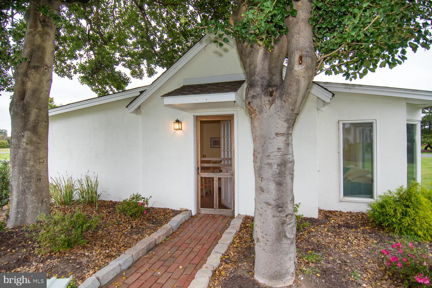 COVE CREEK CLUB - Residential