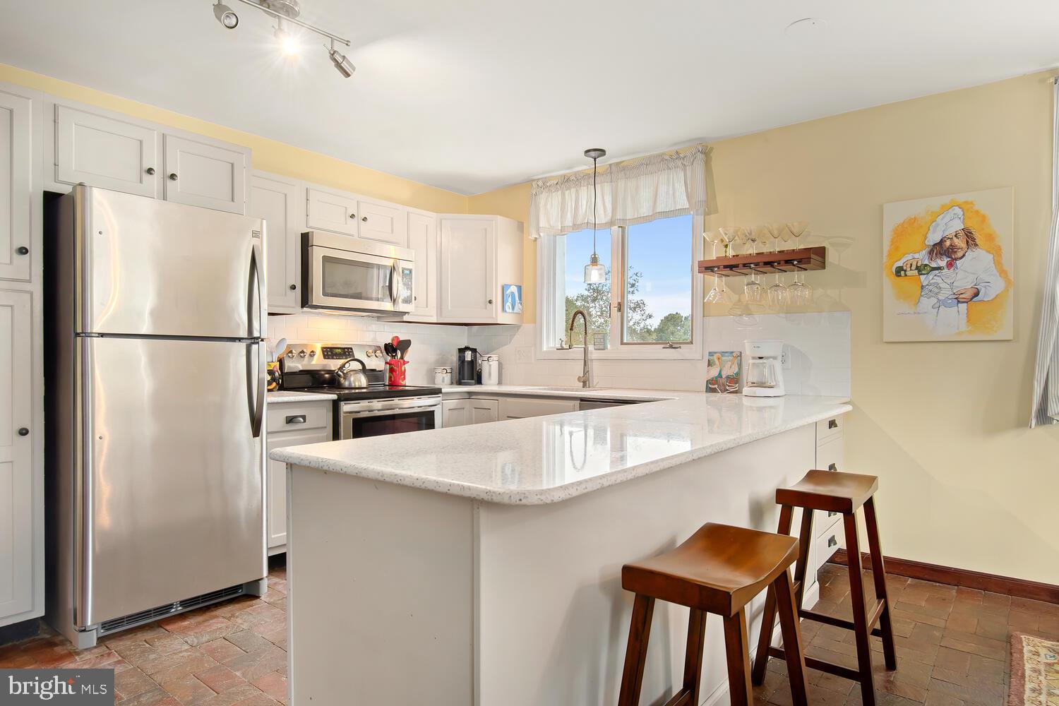 COVE CREEK CLUB - Residential