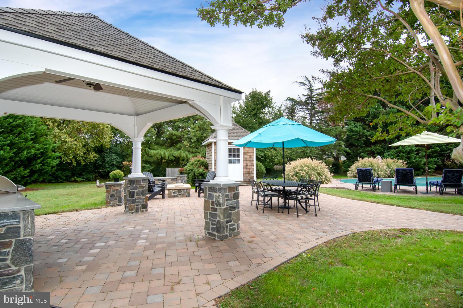 COVE CREEK CLUB - Residential