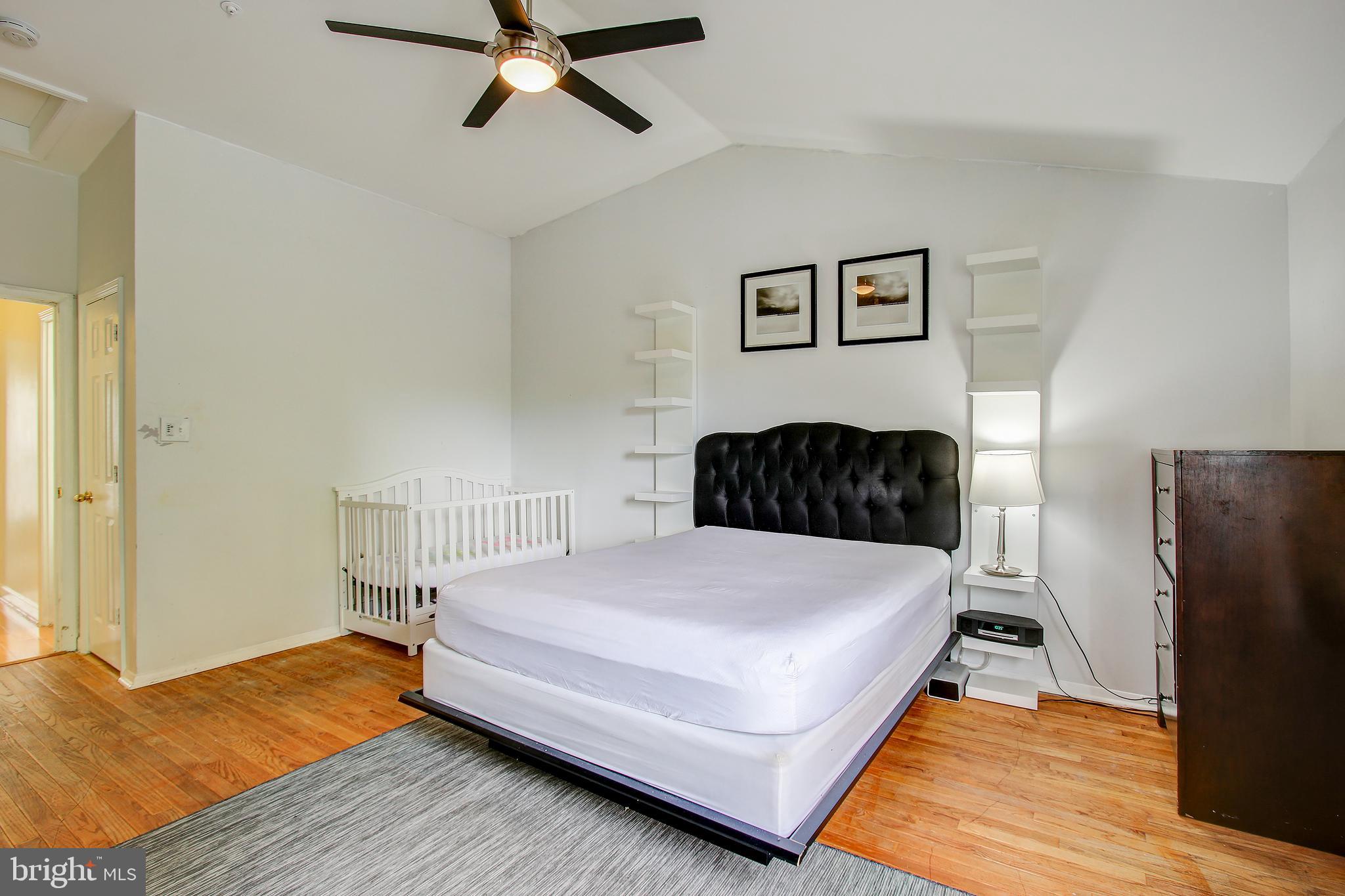 RUSSETT - Residential