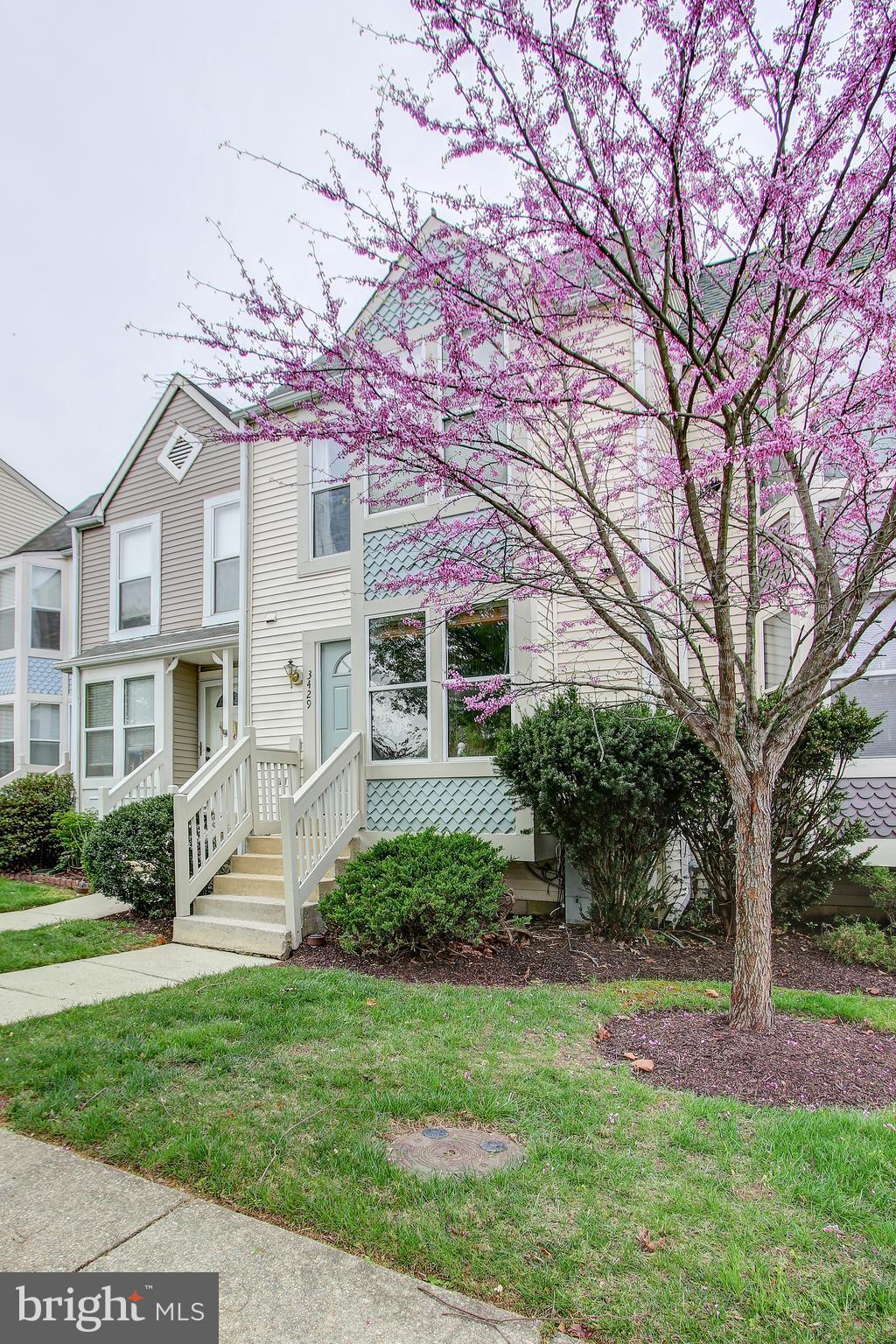 RUSSETT - Residential