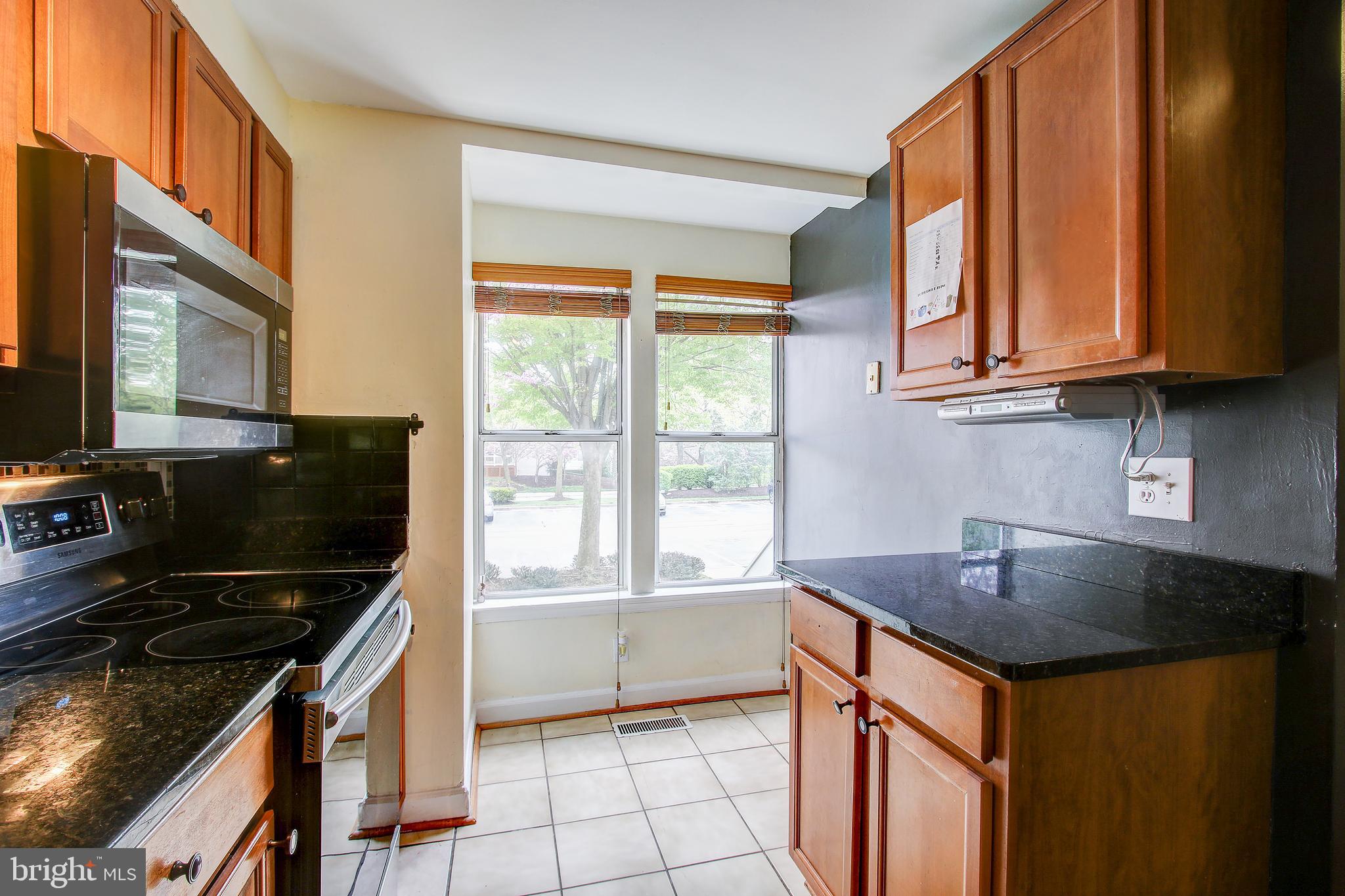 RUSSETT - Residential