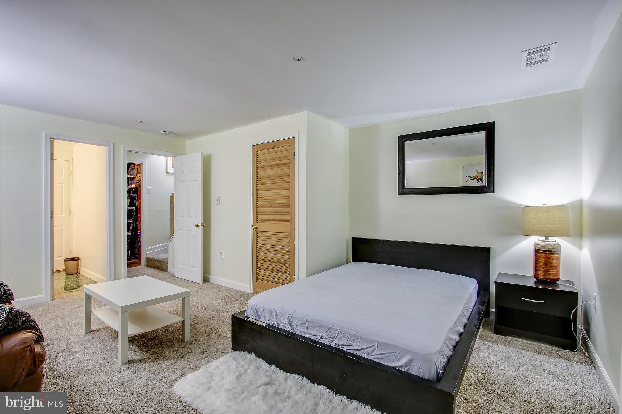 RUSSETT - Residential