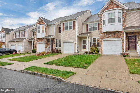 Townhouse For Sale - 146 Chancellor Drive<br/> WOODBURY, NJ 08096