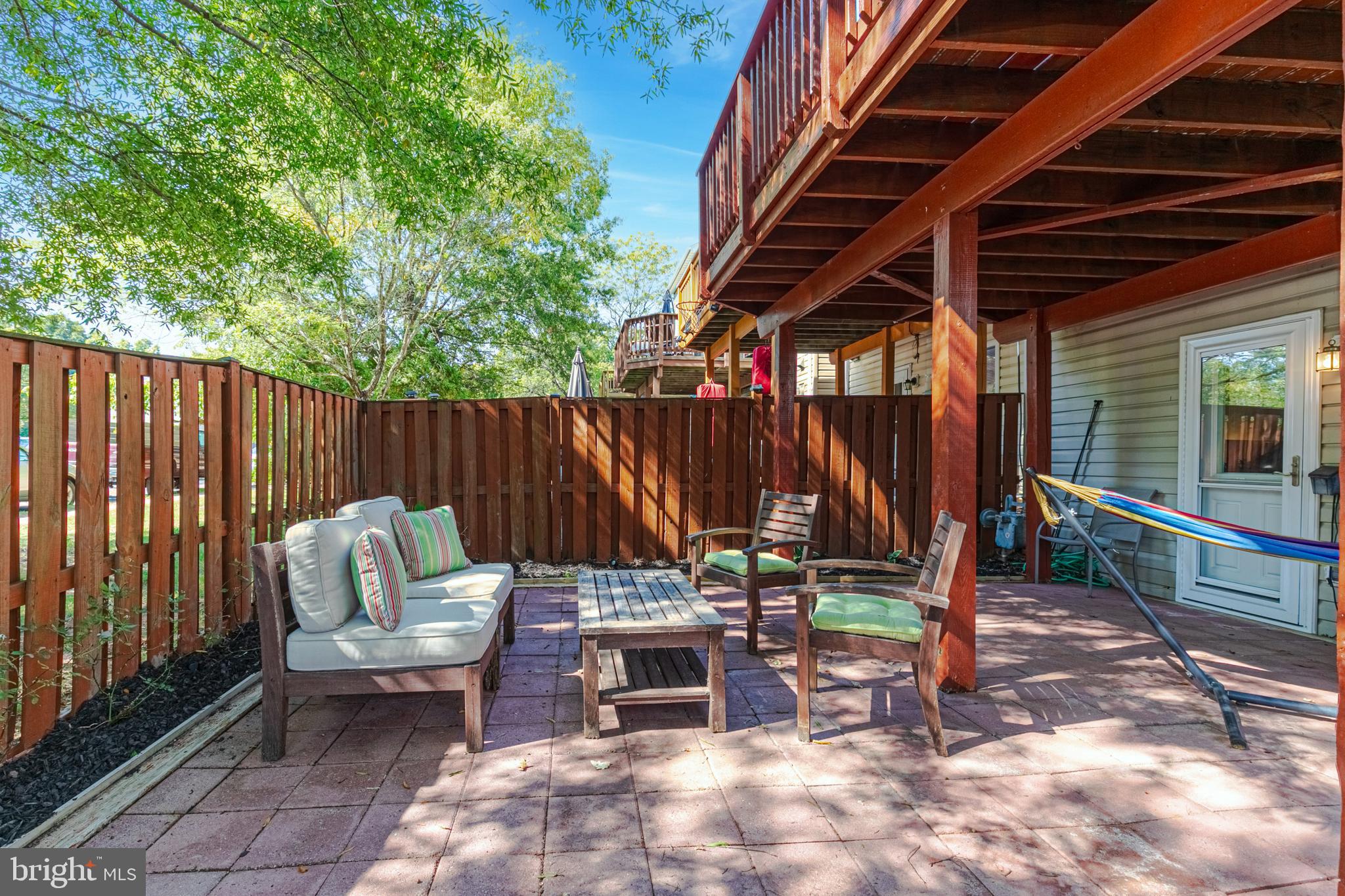 LEE OVERLOOK - Residential
