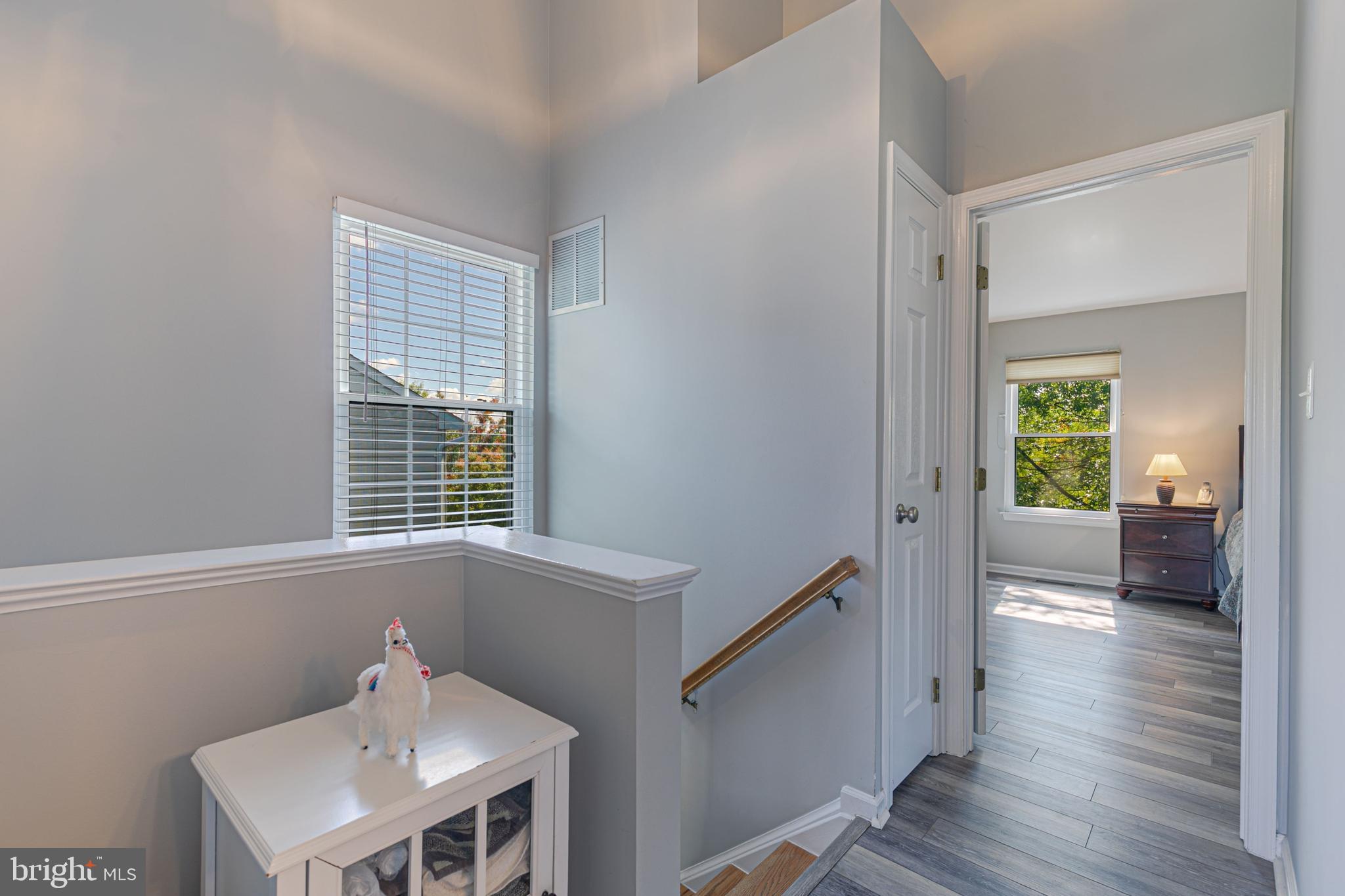 LEE OVERLOOK - Residential