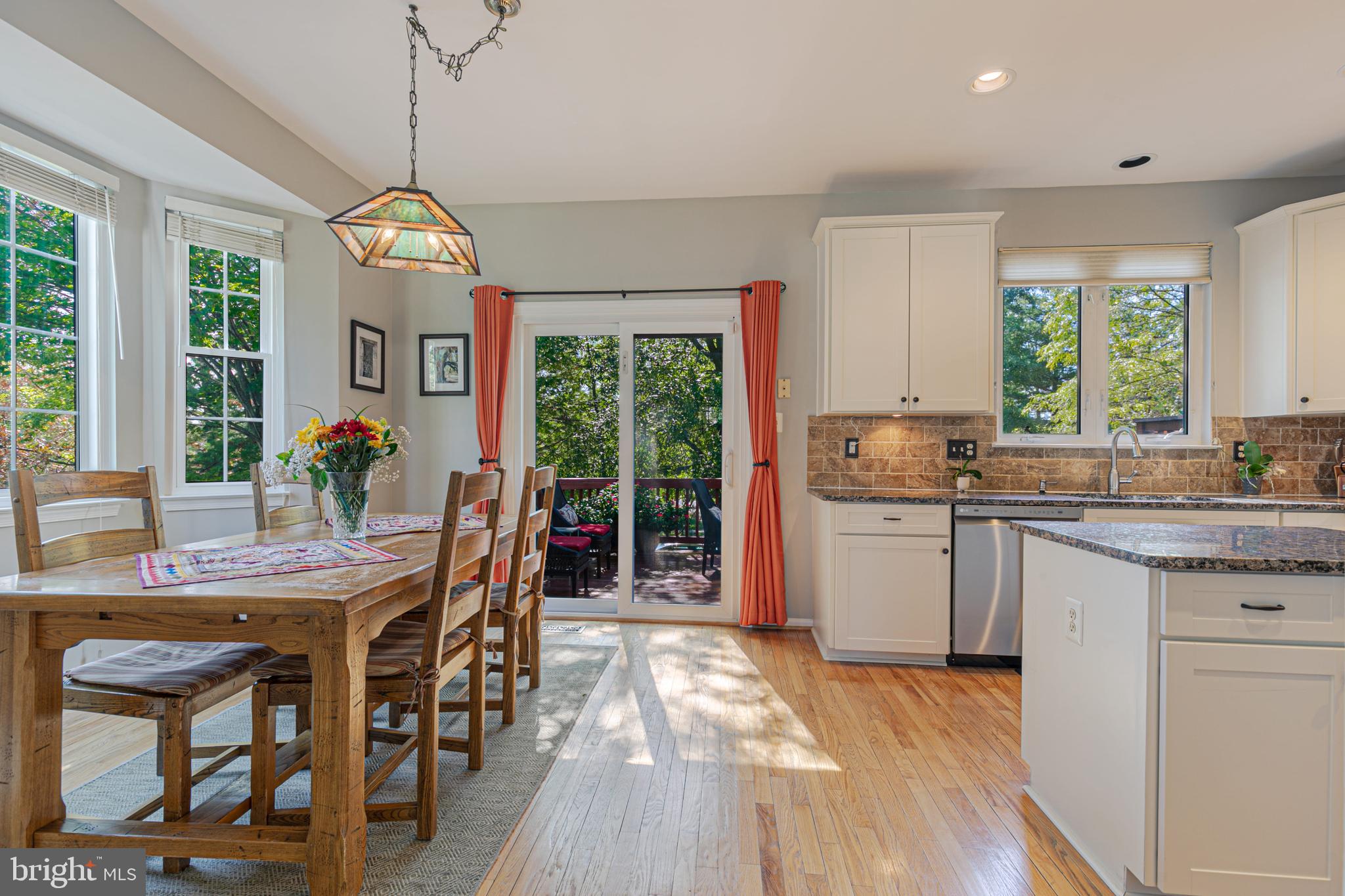 LEE OVERLOOK - Residential