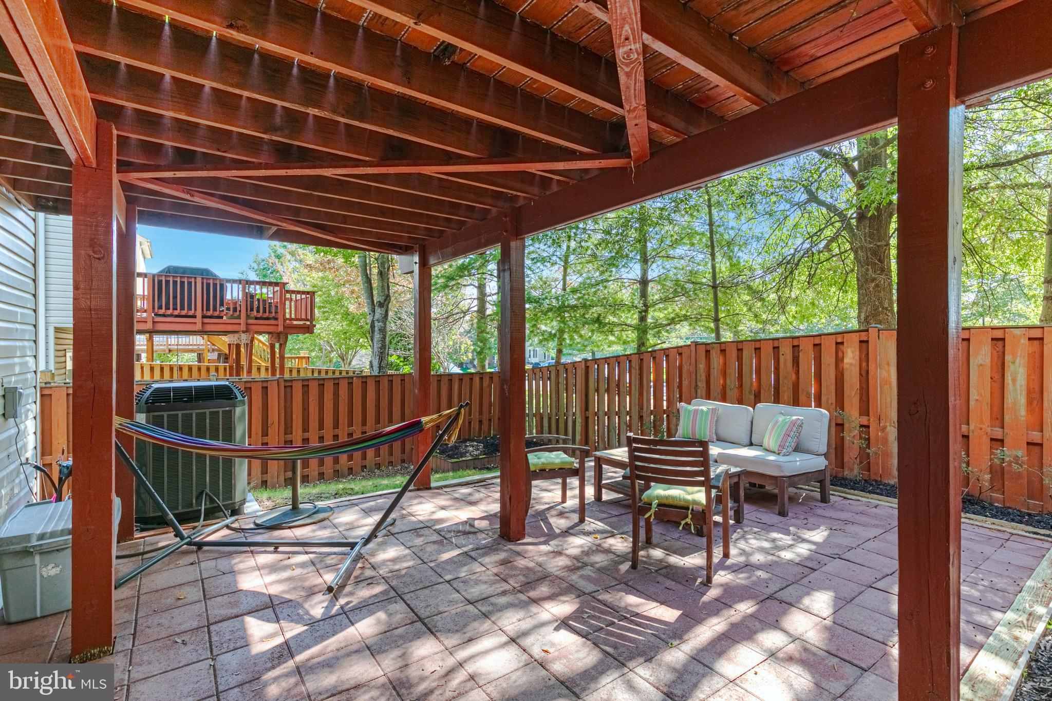 LEE OVERLOOK - Residential