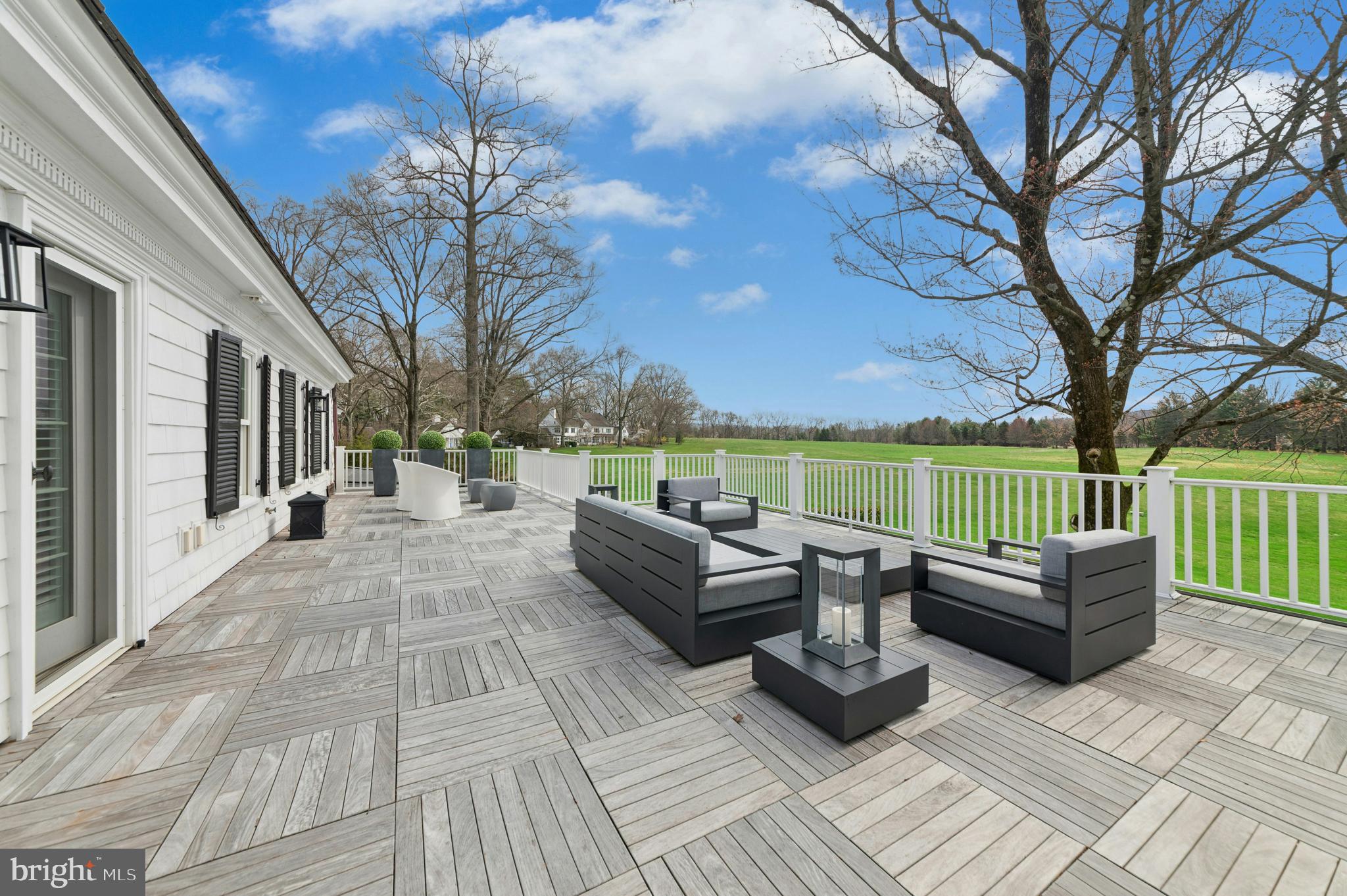 SAUCON VALLEY GARDEN - Residential