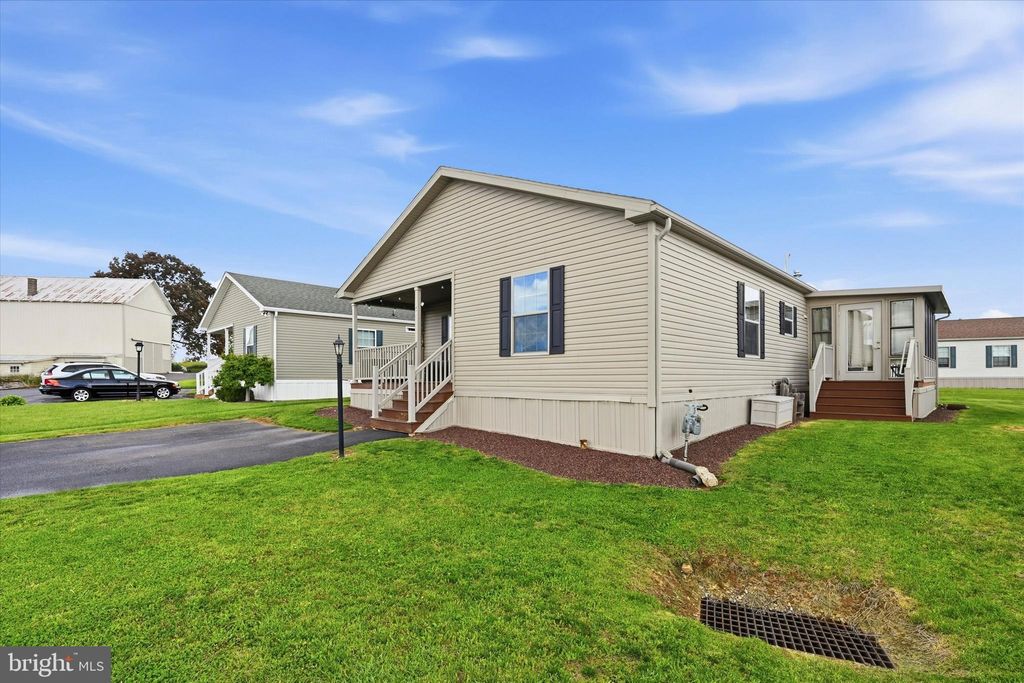 Photo of 47 Makenna Avenue, NEW HOLLAND, PA 17557 (MLS # PALA2086870)
