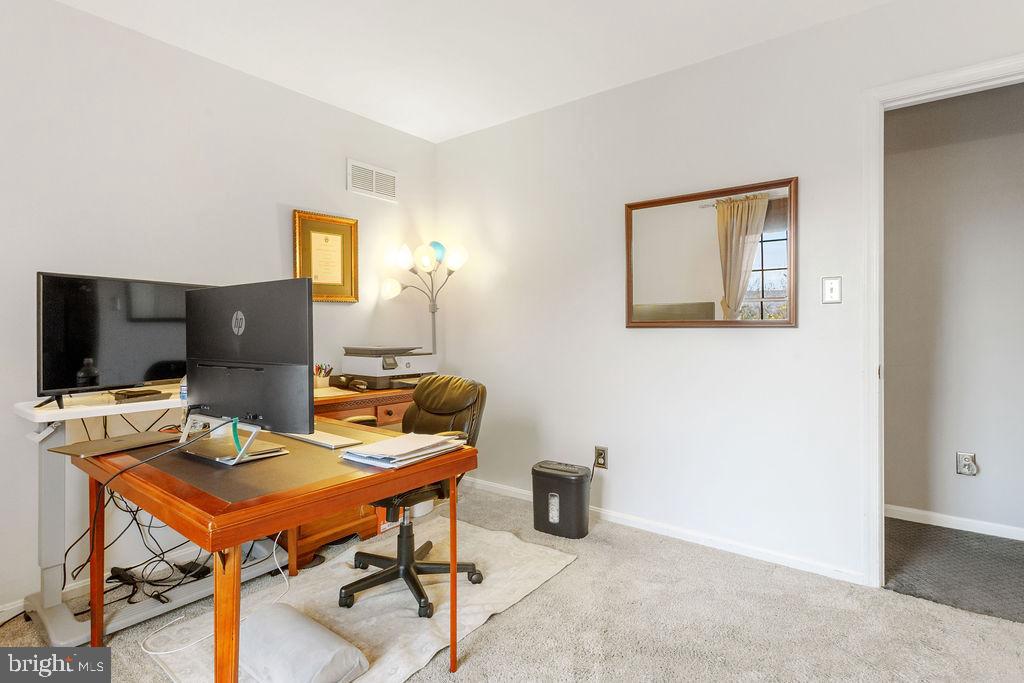 PENN OAKS - Residential